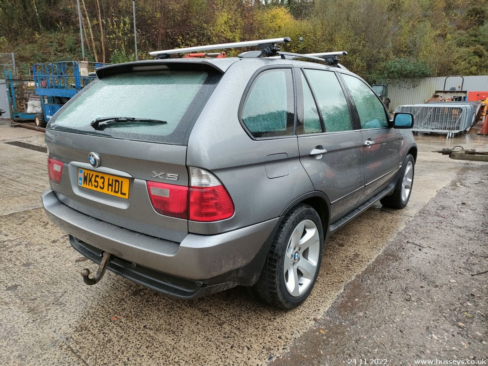 03/53 BMW X5 SPORT D AUTO - 2993cc 5dr Estate (Grey, 130k) - Image 10 of 27