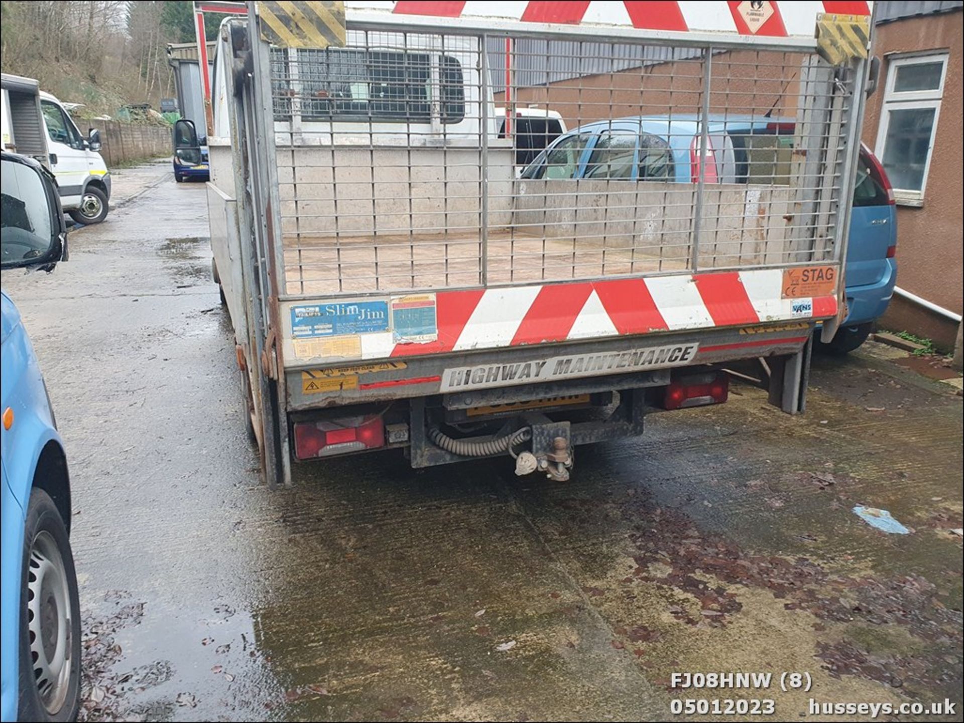 08/08 IVECO DAILY 35C12 MWB - 2287cc 4dr (White, 108k) - Image 8 of 15