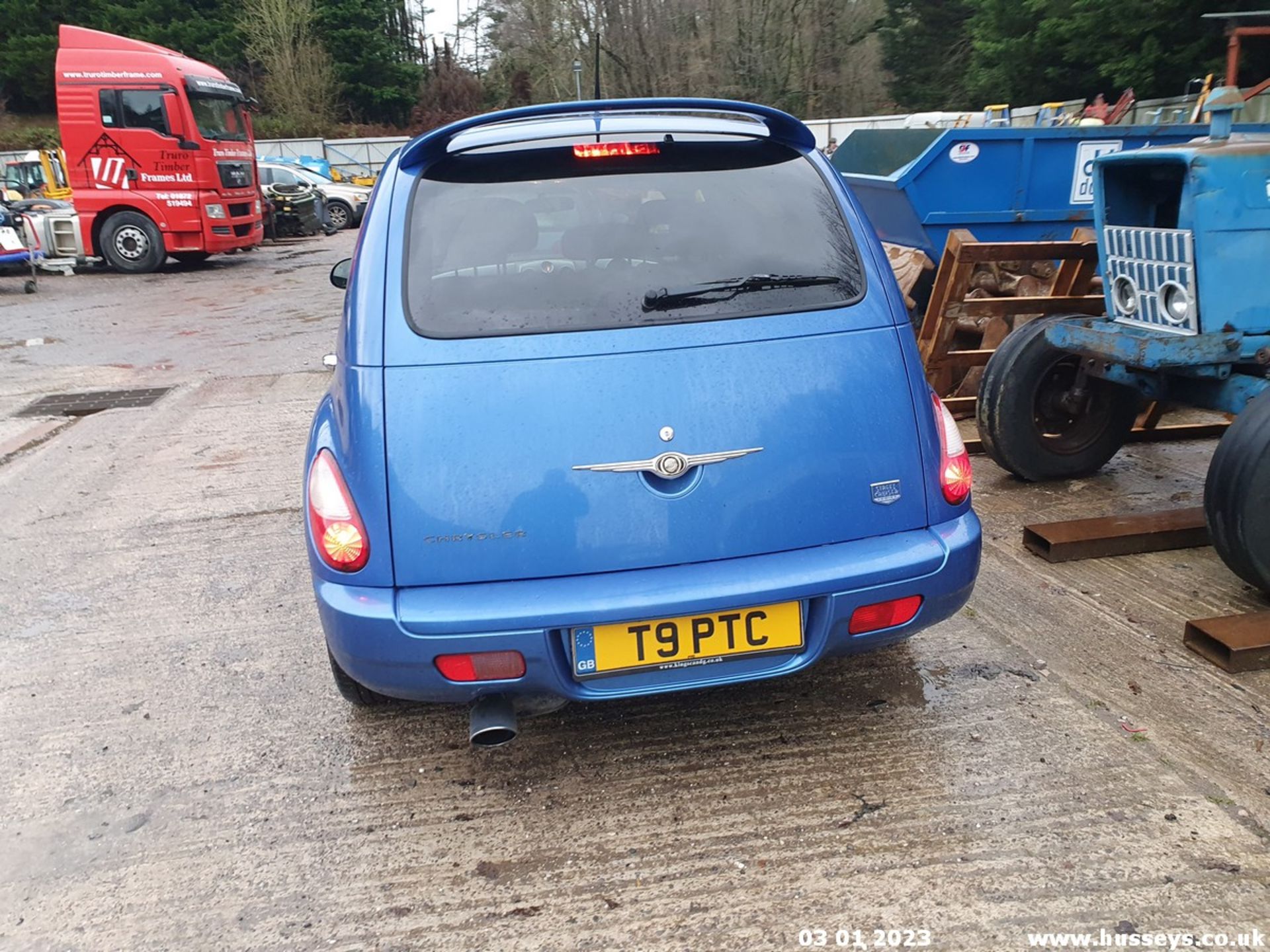 2007 CHRYSLER PT CRUISER PACIF COAST CR - 2148cc 5dr Hatchback (Blue, 114k) - Image 7 of 17