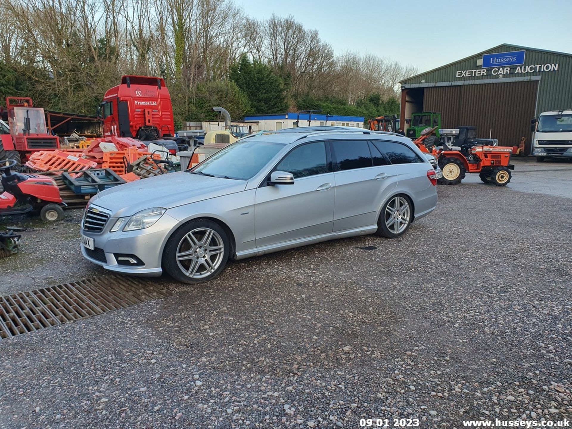 2010 MERCEDES-BENZ E350 BLUEF-CY SPORT CDI A - 2987cc 5dr Estate (Silver, 158k) - Image 13 of 30