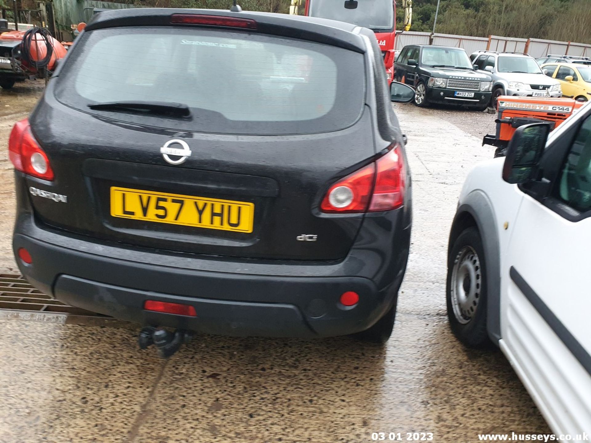 07/57 NISSAN QASHQAI ACENTA DCI 2WD - 1461cc 5dr Hatchback (Black, 150k) - Image 15 of 26