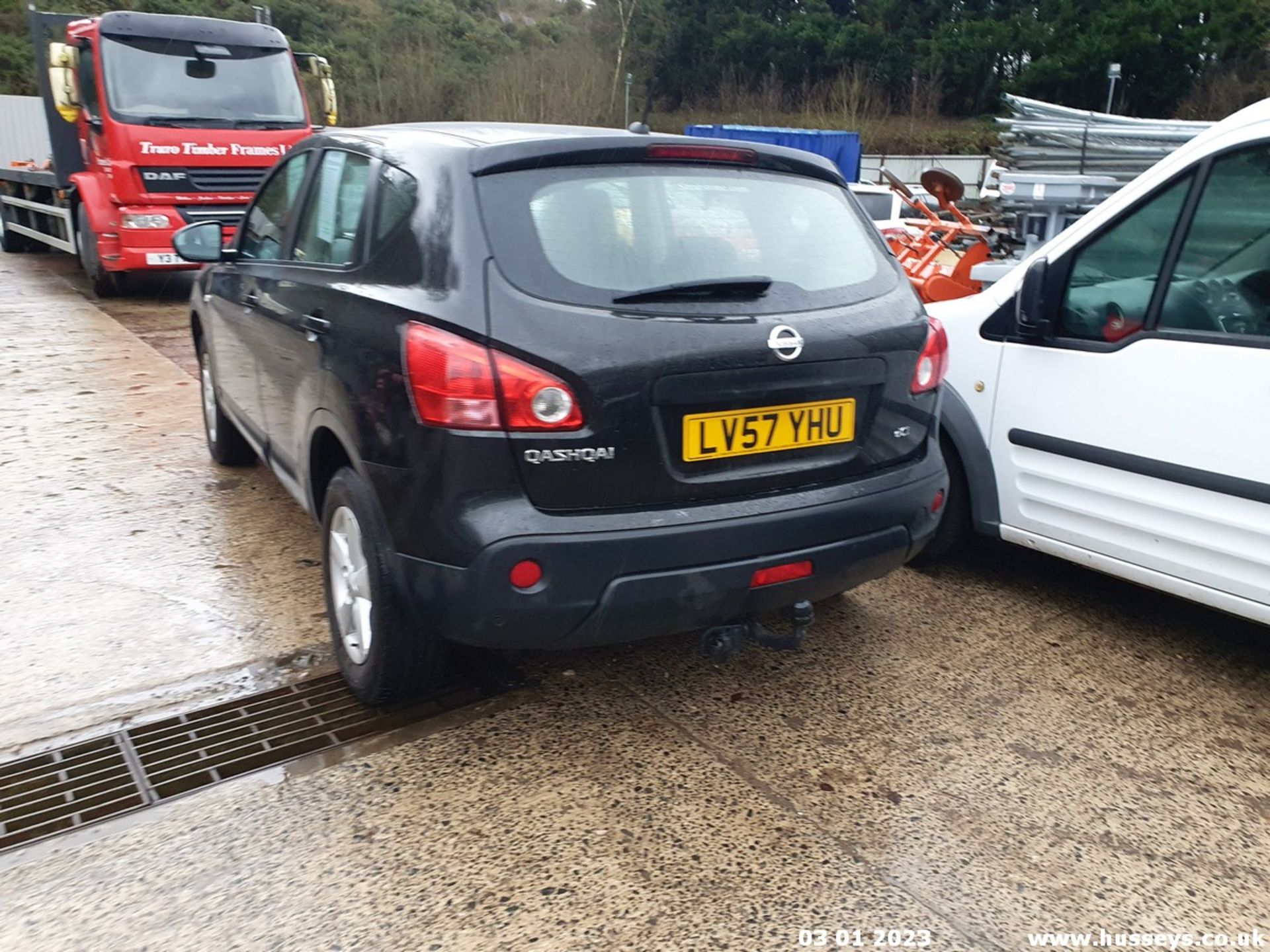 07/57 NISSAN QASHQAI ACENTA DCI 2WD - 1461cc 5dr Hatchback (Black, 150k) - Image 13 of 26