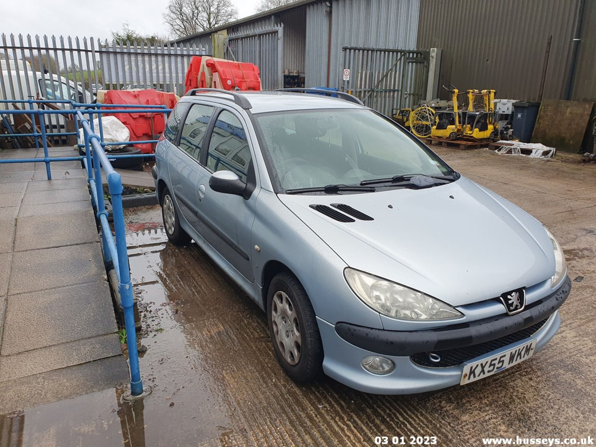 05/55 PEUGEOT 206 SW S - 1997cc 5dr Estate (Silver, 154k) - Image 18 of 24