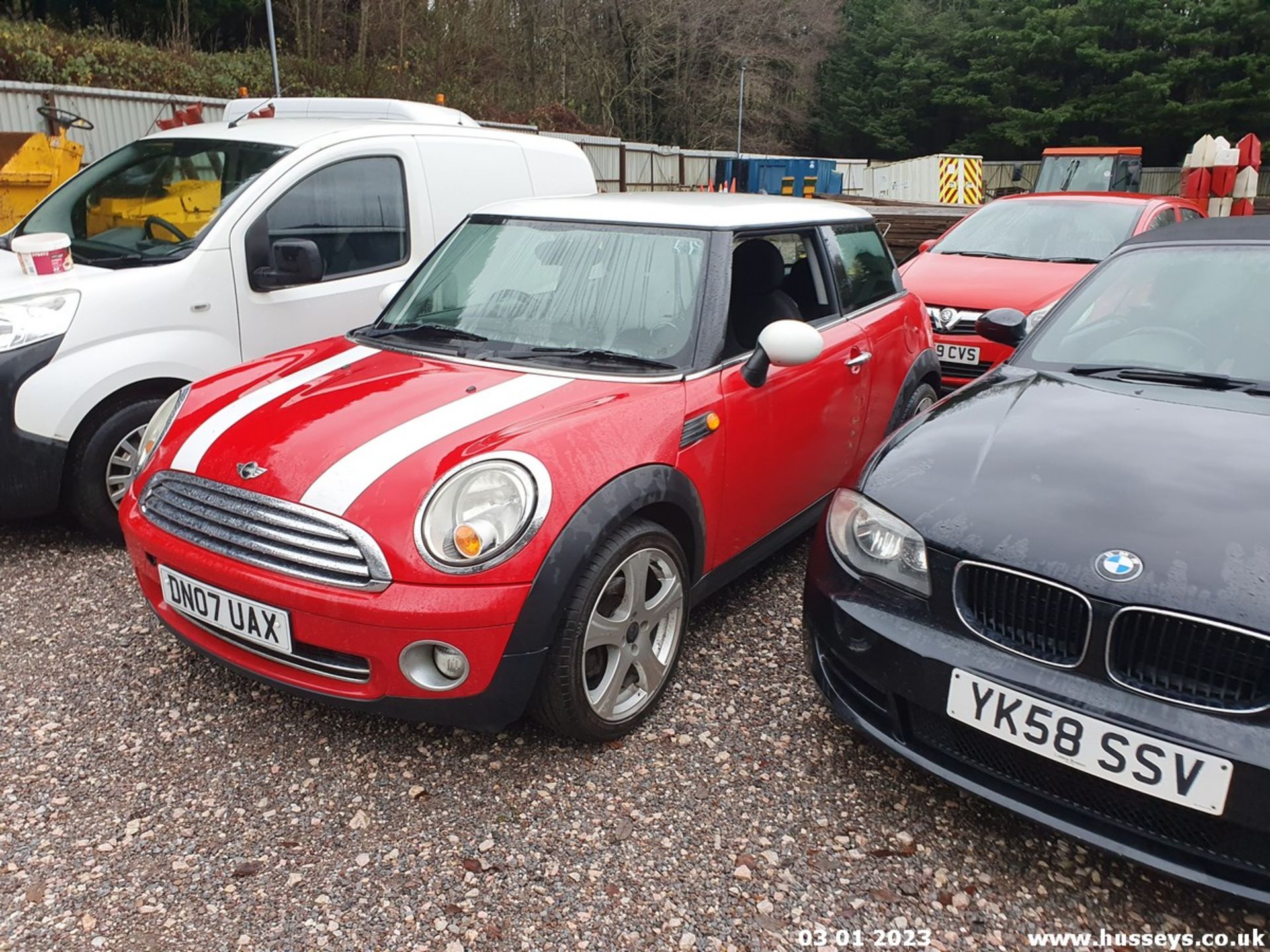 07/07 MINI COOPER - 1598cc 3dr Hatchback (Red, 104k) - Image 8 of 21