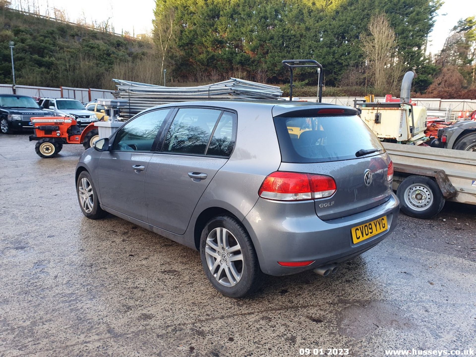 09/09 VOLKSWAGEN GOLF SE TDI - 1968cc 5dr Hatchback (Grey, 146k) - Image 18 of 30