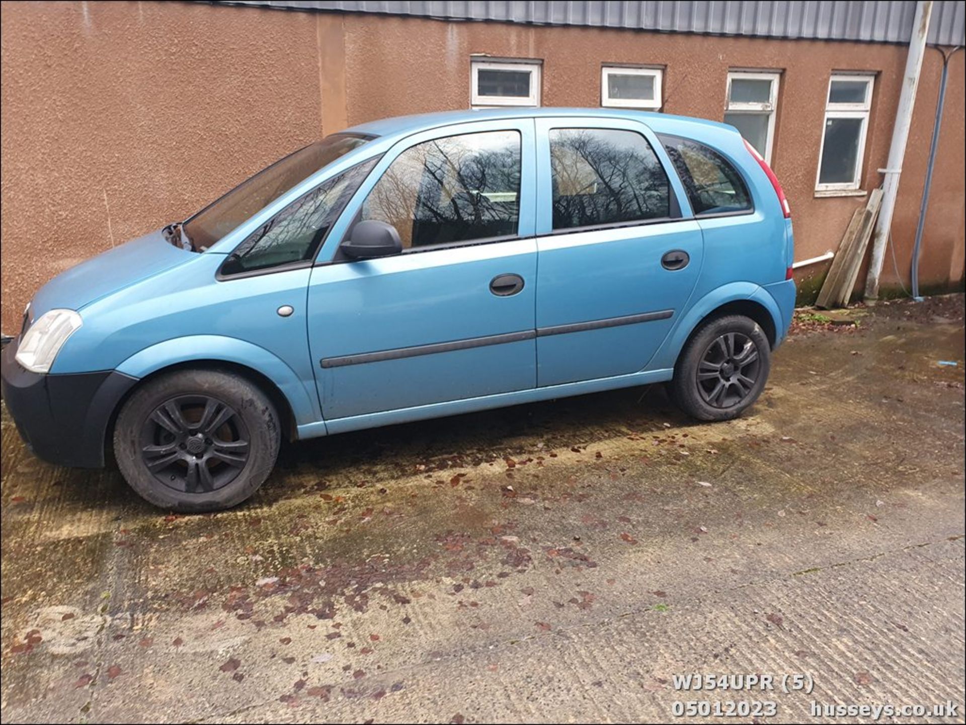 04/54 VAUXHALL MERIVA LIFE 8V - 1598cc 5dr MPV (Blue) - Image 5 of 32