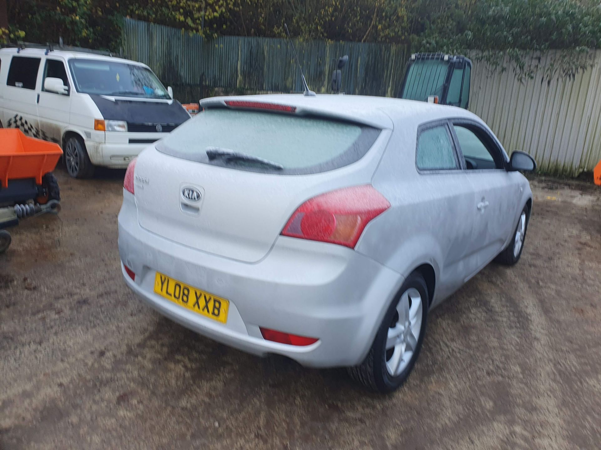 08/08 KIA PRO CEE'D ZR-7 - 1396cc 3dr Hatchback (Silver, 76k) - Image 10 of 33