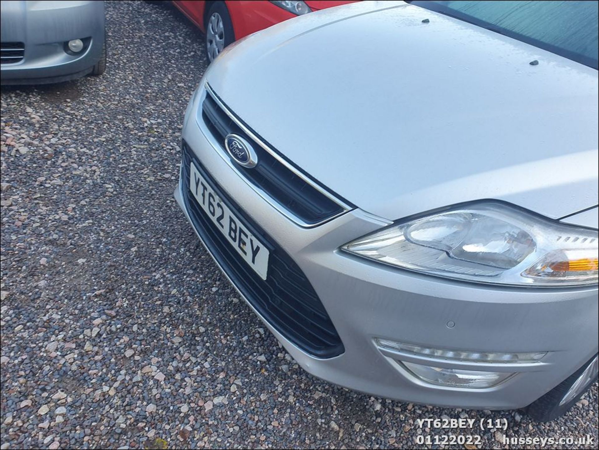 12/62 FORD MONDEO ZETEC BUSINESS EDN - 1997cc 5dr Hatchback (Silver, 204k) - Image 11 of 31