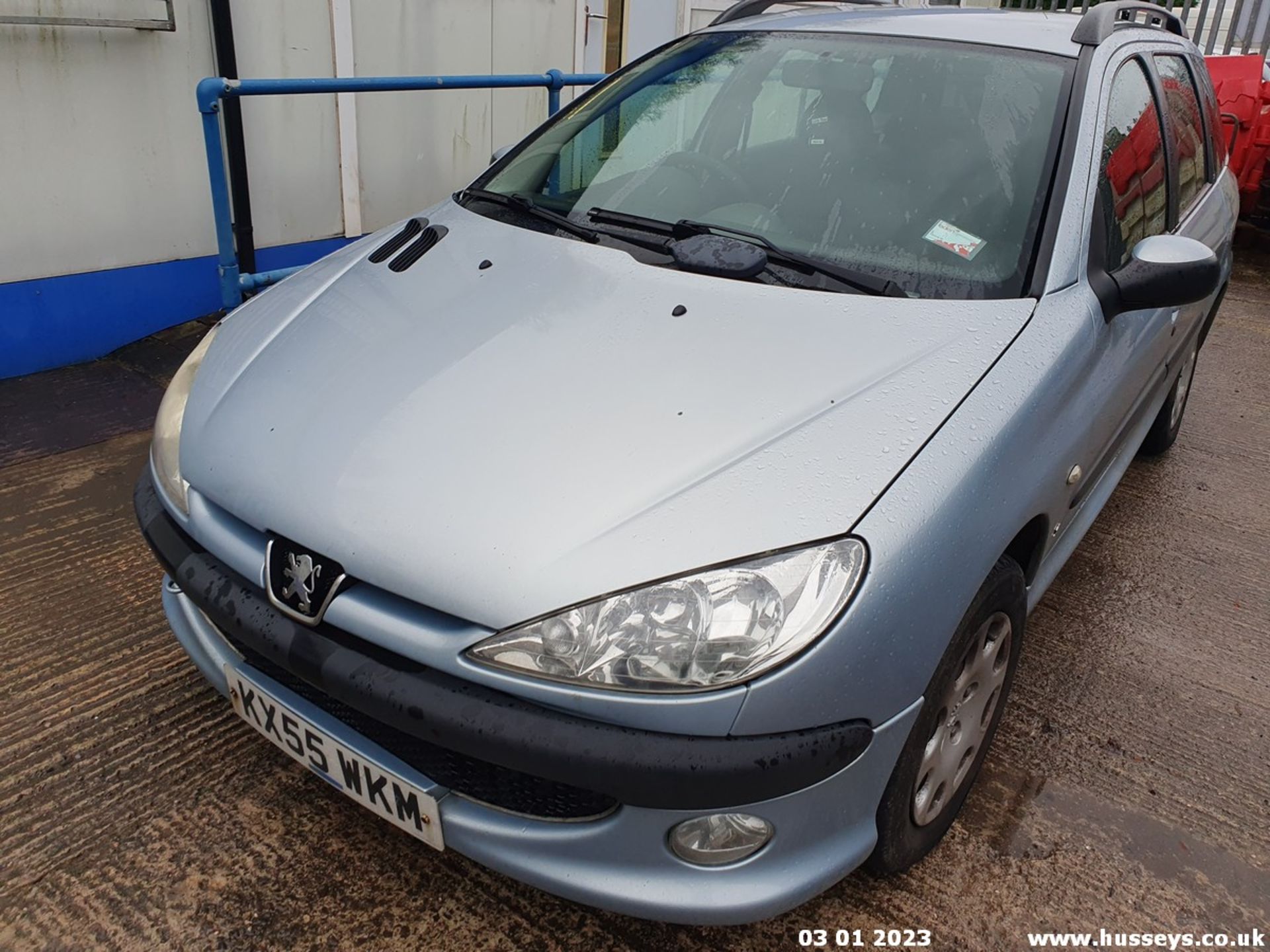 05/55 PEUGEOT 206 SW S - 1997cc 5dr Estate (Silver, 154k) - Image 17 of 24