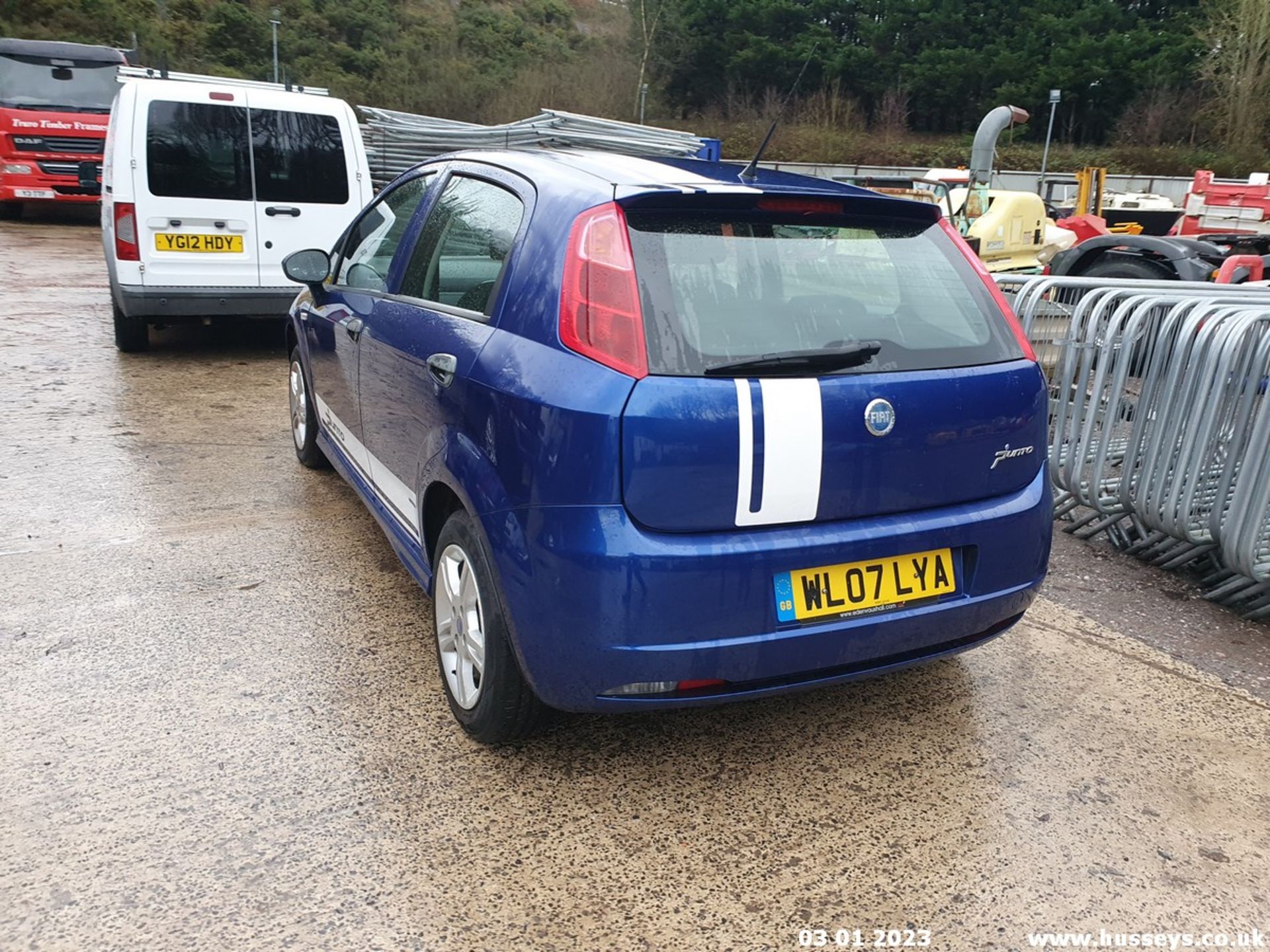 07/07 FIAT PUNTO ACTIVE - 1242cc 5dr Hatchback (Blue, 110k) - Image 6 of 31