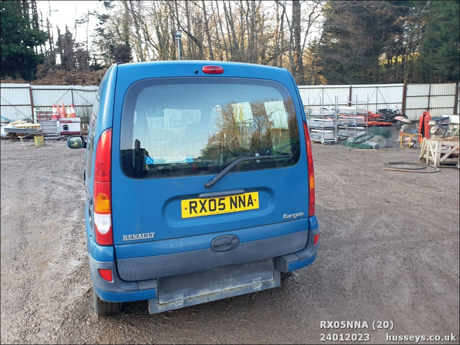 05/05 RENAULT KANGOO EXPRESSION 16V - 1149cc 5dr MPV (Blue) - Image 20 of 45