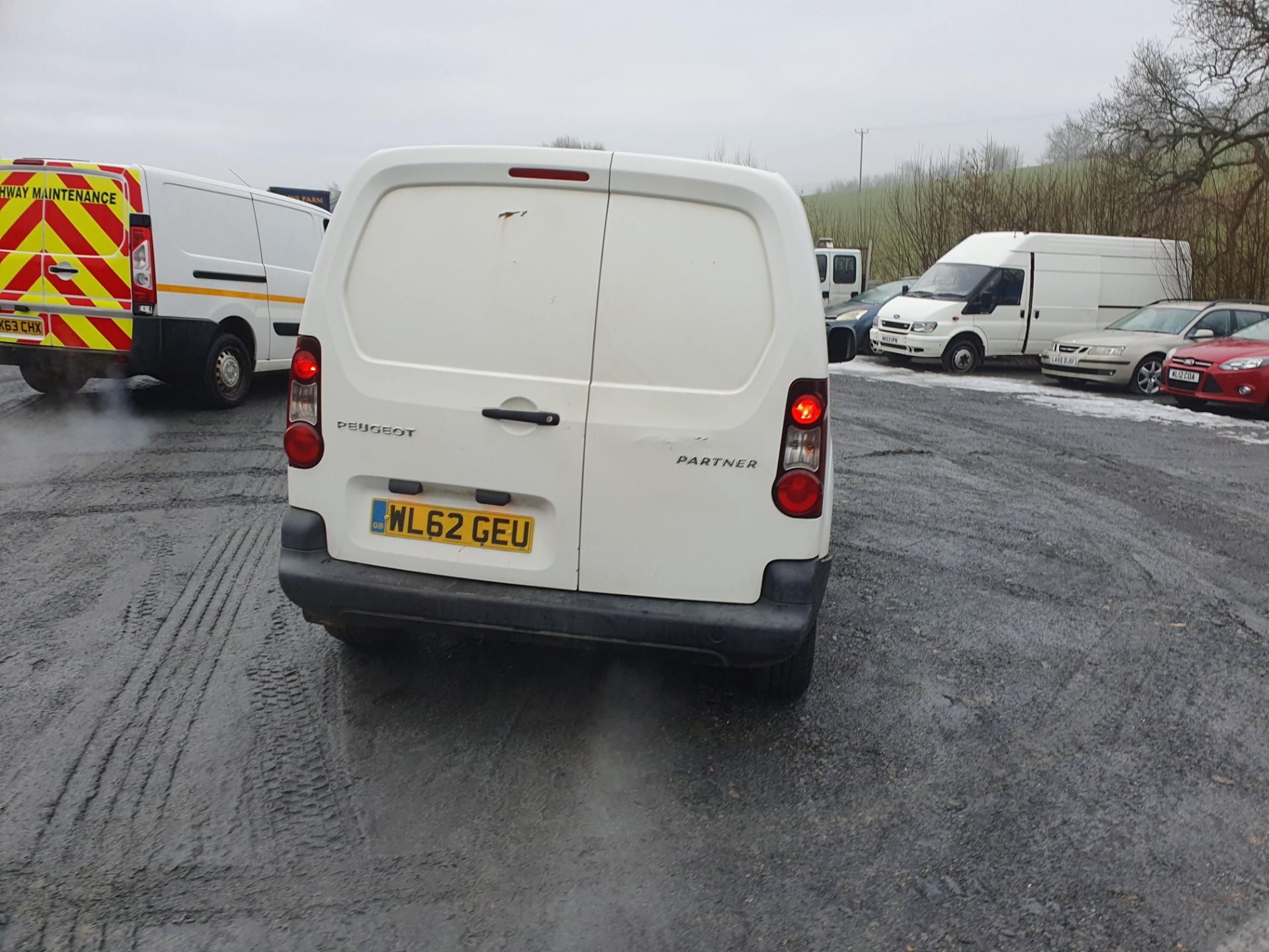 13/62 PEUGEOT PARTNER 625 SE L1 HDI - 1560cc 5dr Van (White, 98k) - Image 13 of 41