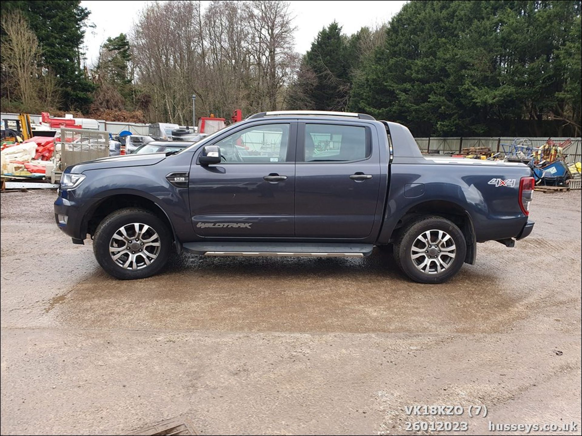 18/18 FORD RANGER WILDTRAK 4X4 DCB T - 3198cc 4dr Pickup (Grey) - Image 8 of 54