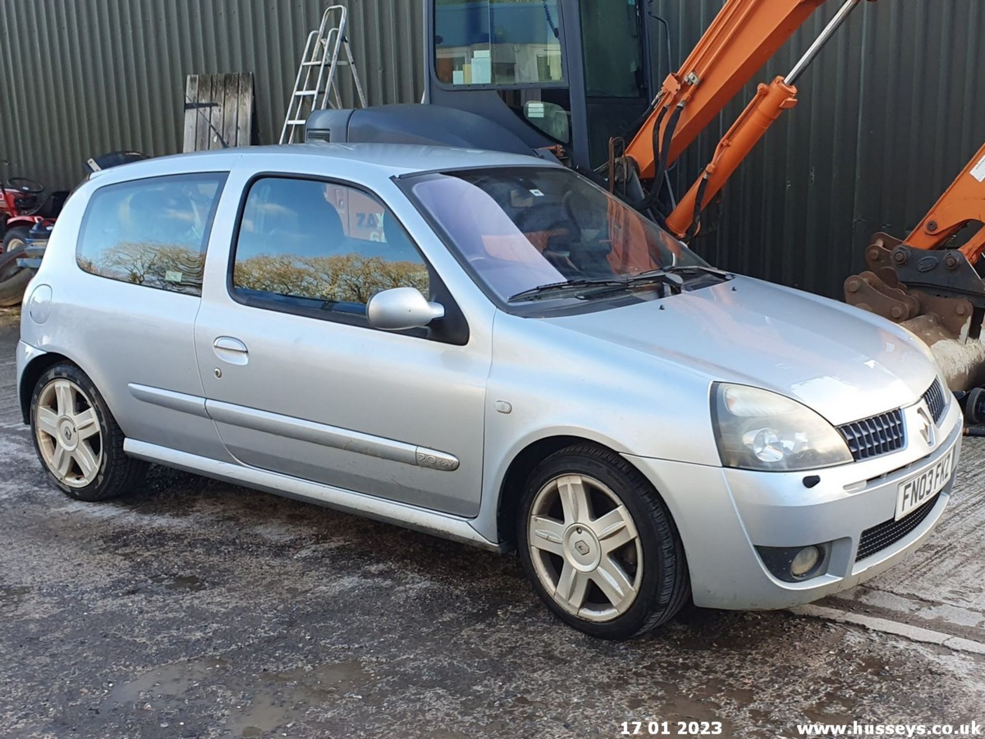 03/03 RENAULT CLIO SPORT - 1998cc 3dr Hatchback (Silver, 148k)