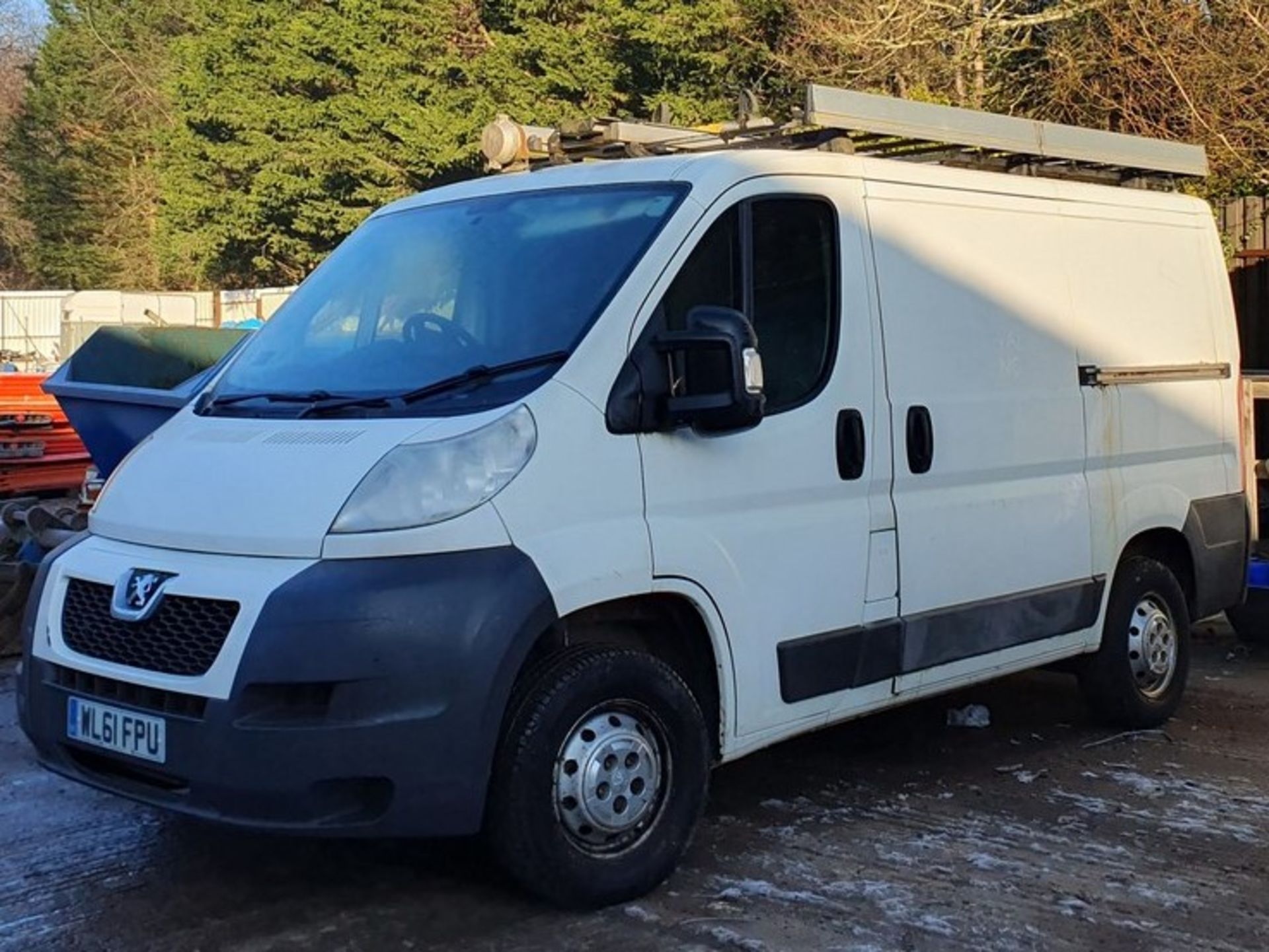 12/61 PEUGEOT BOXER 330 L1H1 HDI - 2198cc 5dr Van (White, 94k)