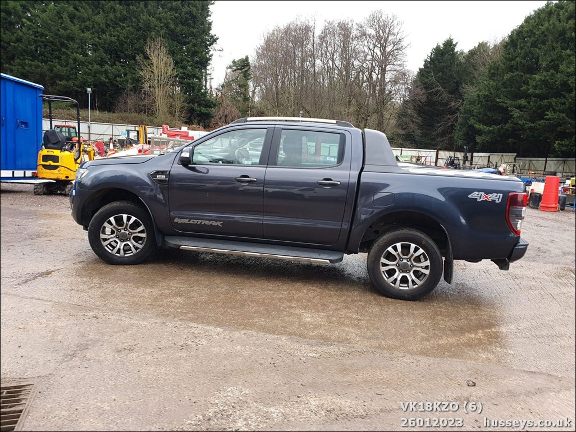 18/18 FORD RANGER WILDTRAK 4X4 DCB T - 3198cc 4dr Pickup (Grey) - Image 7 of 54