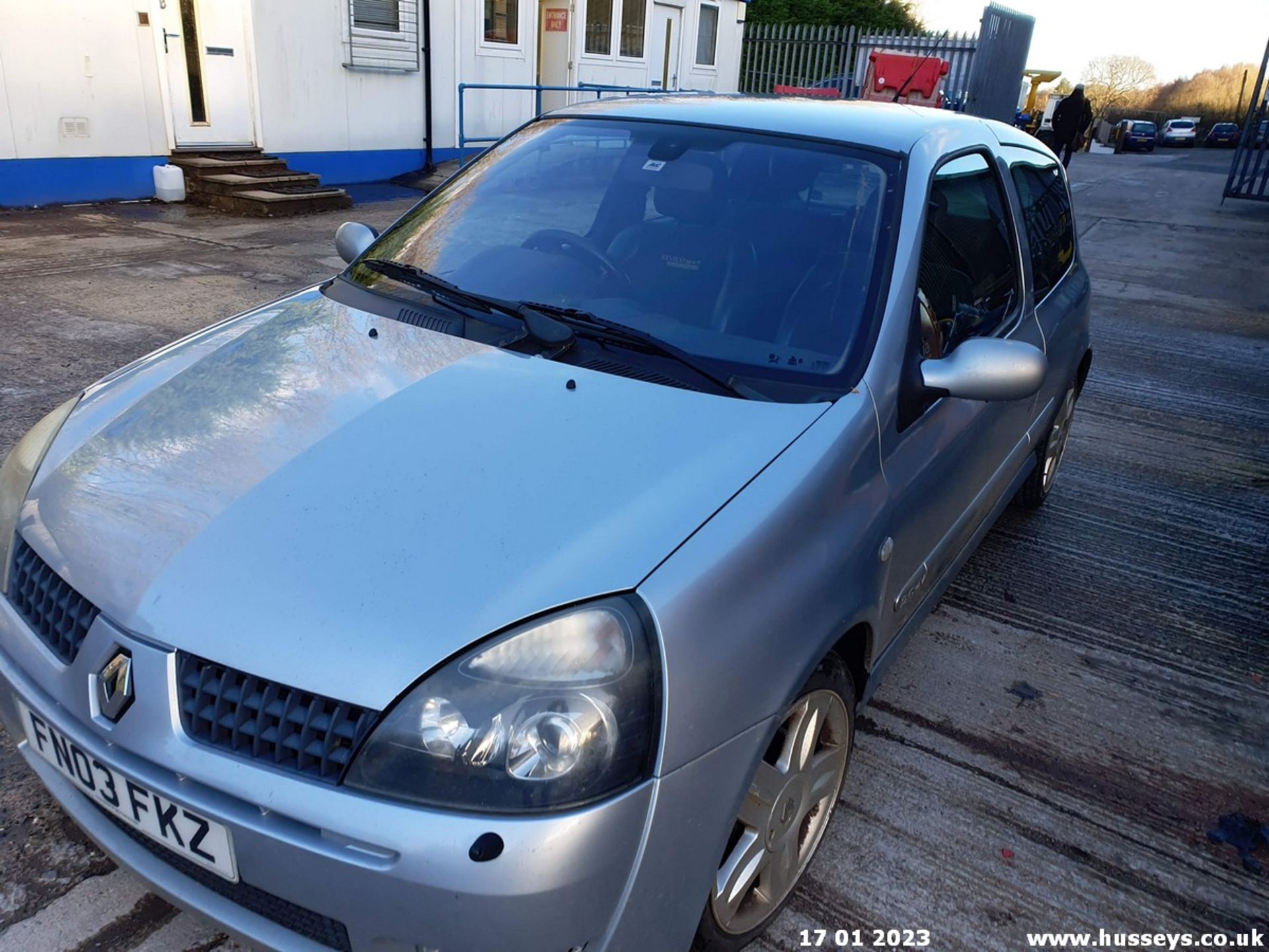 03/03 RENAULT CLIO SPORT - 1998cc 3dr Hatchback (Silver, 148k) - Image 15 of 25