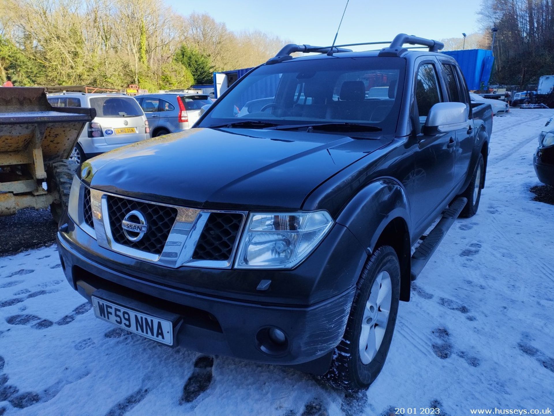 09/59 NISSAN NAVARA TEKNA D/C DCI - 2488cc 4dr Pickup (Black, 88k) - Image 4 of 58