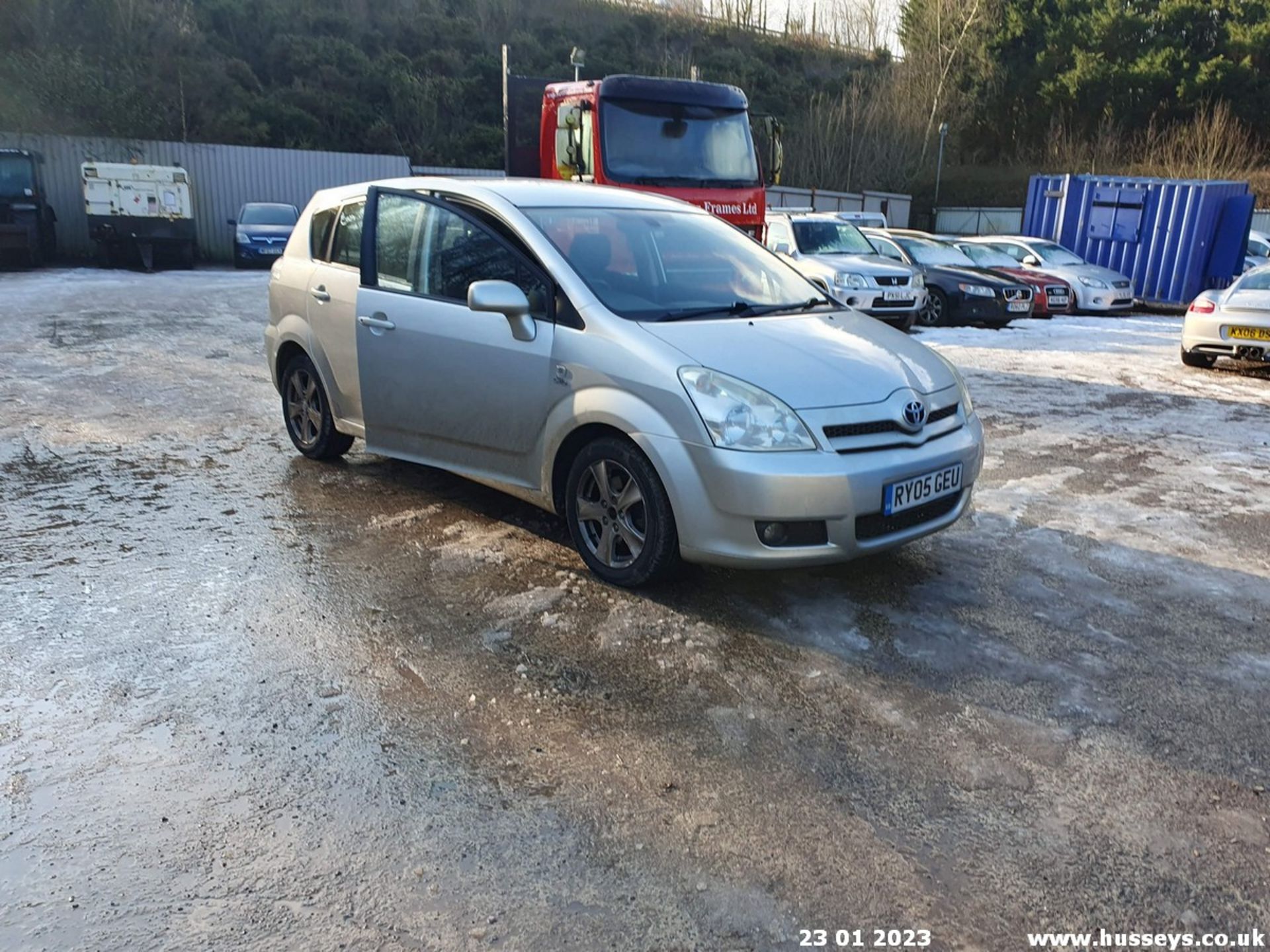 05/05 TOYOTA COROLLA VERSO D-4D T3 - 1995cc 5dr MPV (Silver, 129k) - Image 33 of 33