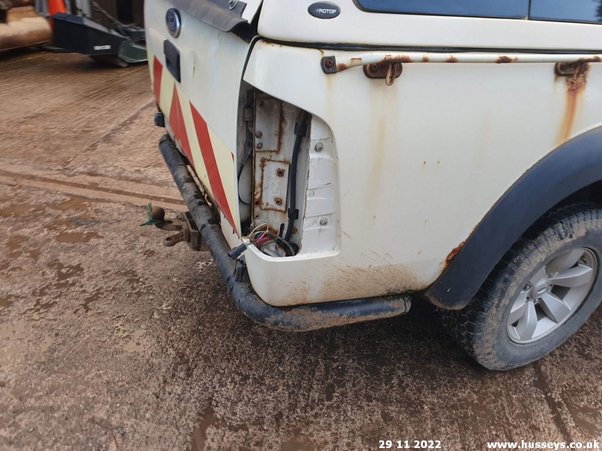 08/57 FORD RANGER D/C 4WD - 2500cc 5dr Pickup (White) - Image 40 of 42