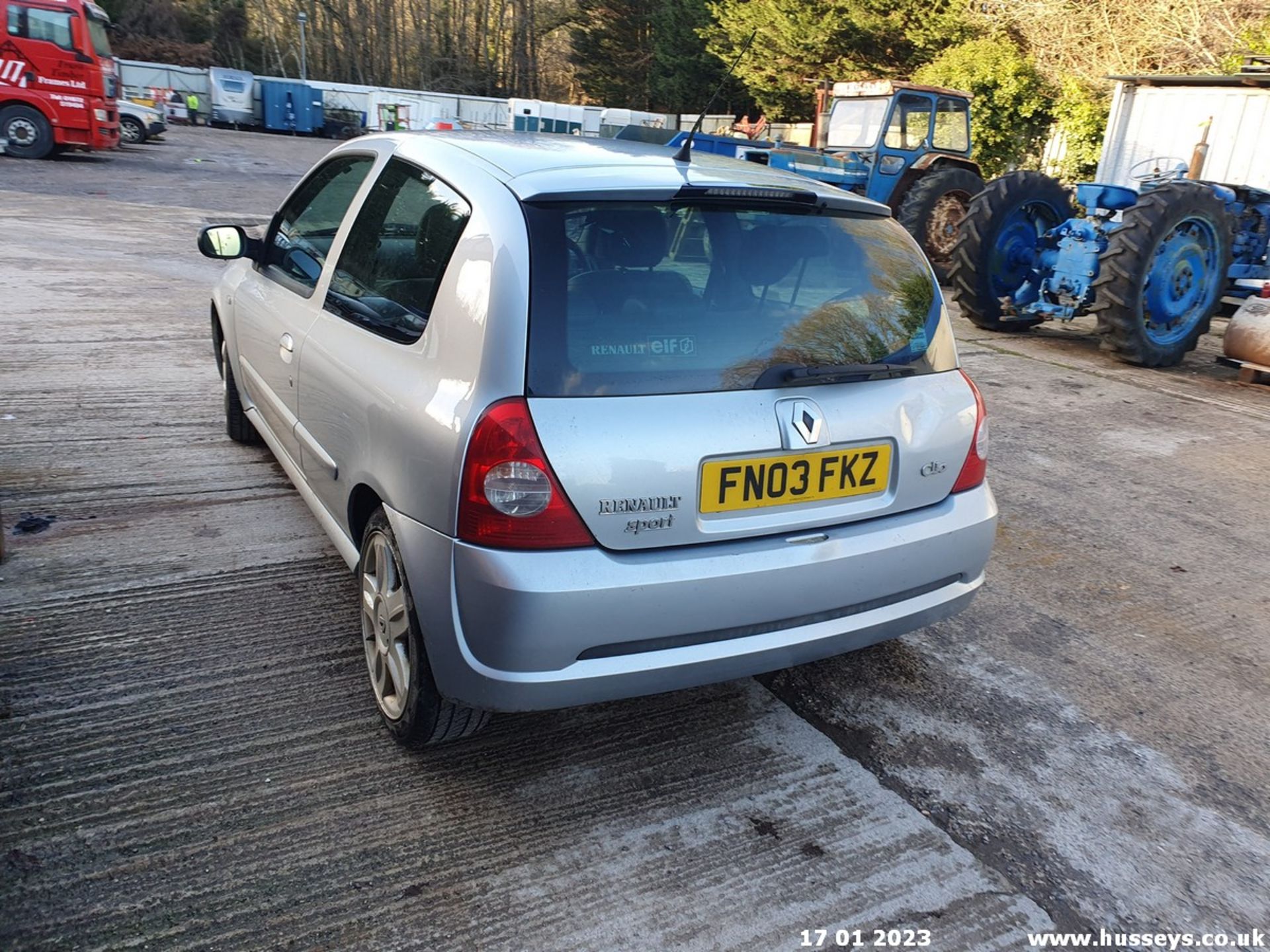 03/03 RENAULT CLIO SPORT - 1998cc 3dr Hatchback (Silver, 148k) - Image 12 of 25