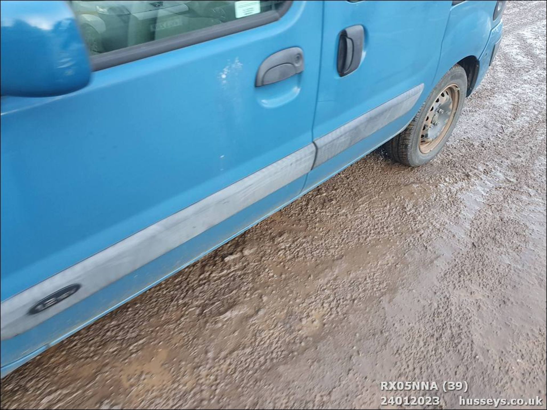 05/05 RENAULT KANGOO EXPRESSION 16V - 1149cc 5dr MPV (Blue) - Image 39 of 45