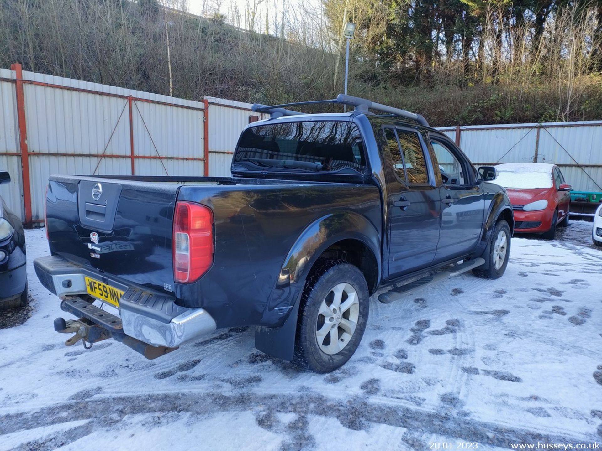 09/59 NISSAN NAVARA TEKNA D/C DCI - 2488cc 4dr Pickup (Black, 88k) - Image 13 of 58