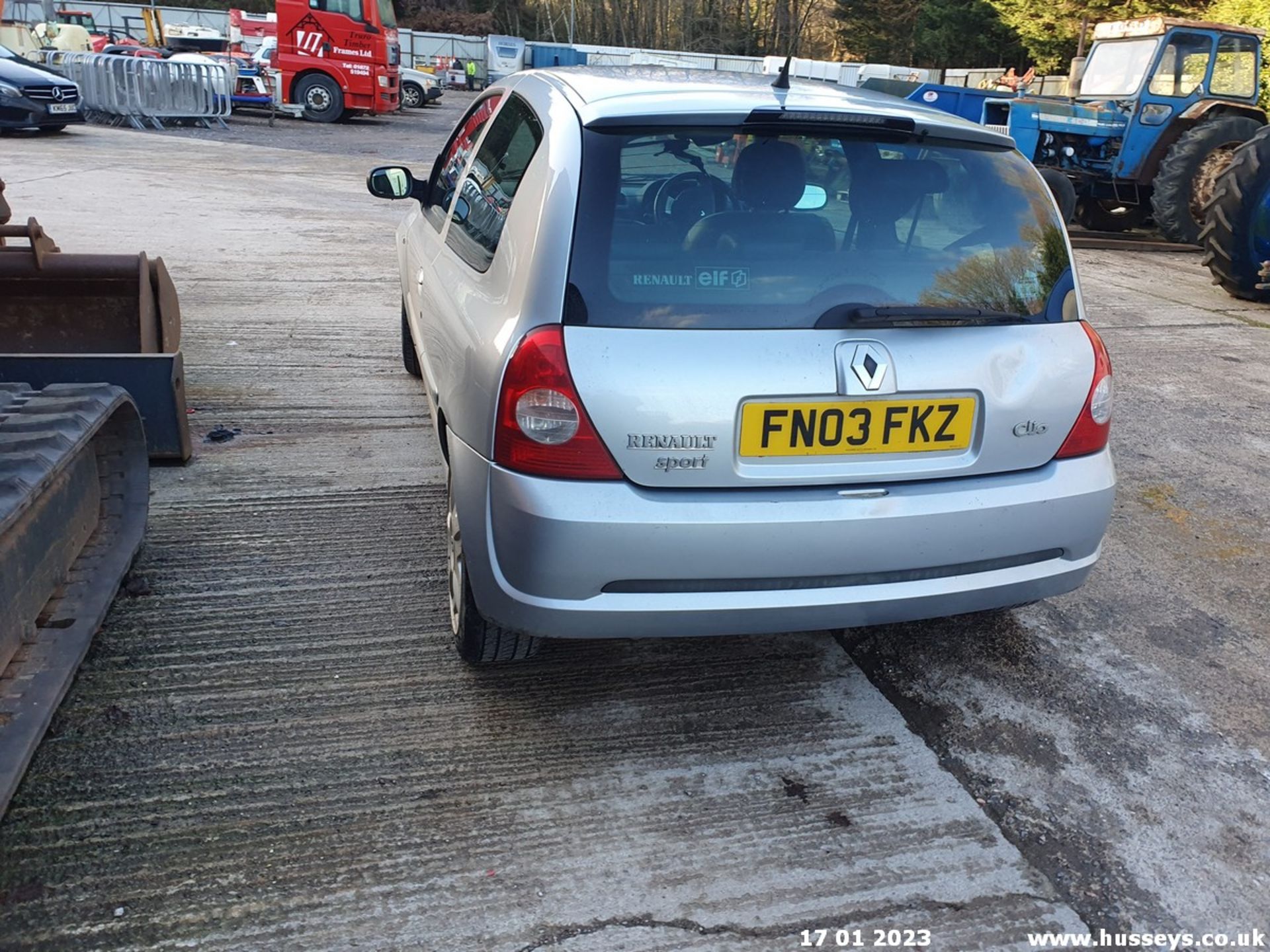 03/03 RENAULT CLIO SPORT - 1998cc 3dr Hatchback (Silver, 148k) - Image 10 of 25