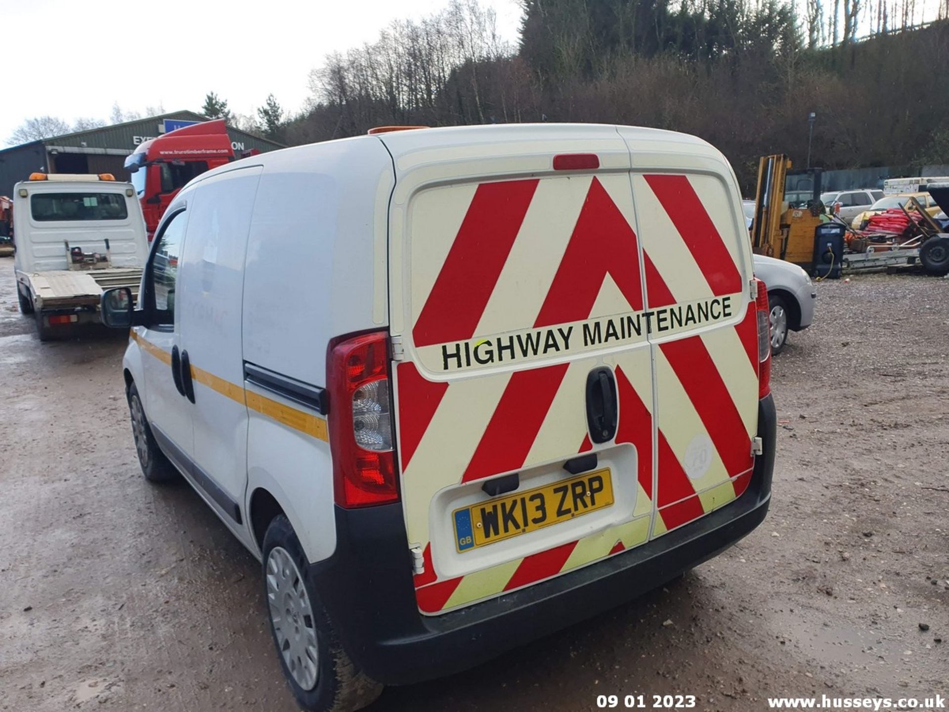 13/13 PEUGEOT BIPPER SE HDI - 1248cc 5dr Van (White, 137k) - Image 11 of 37