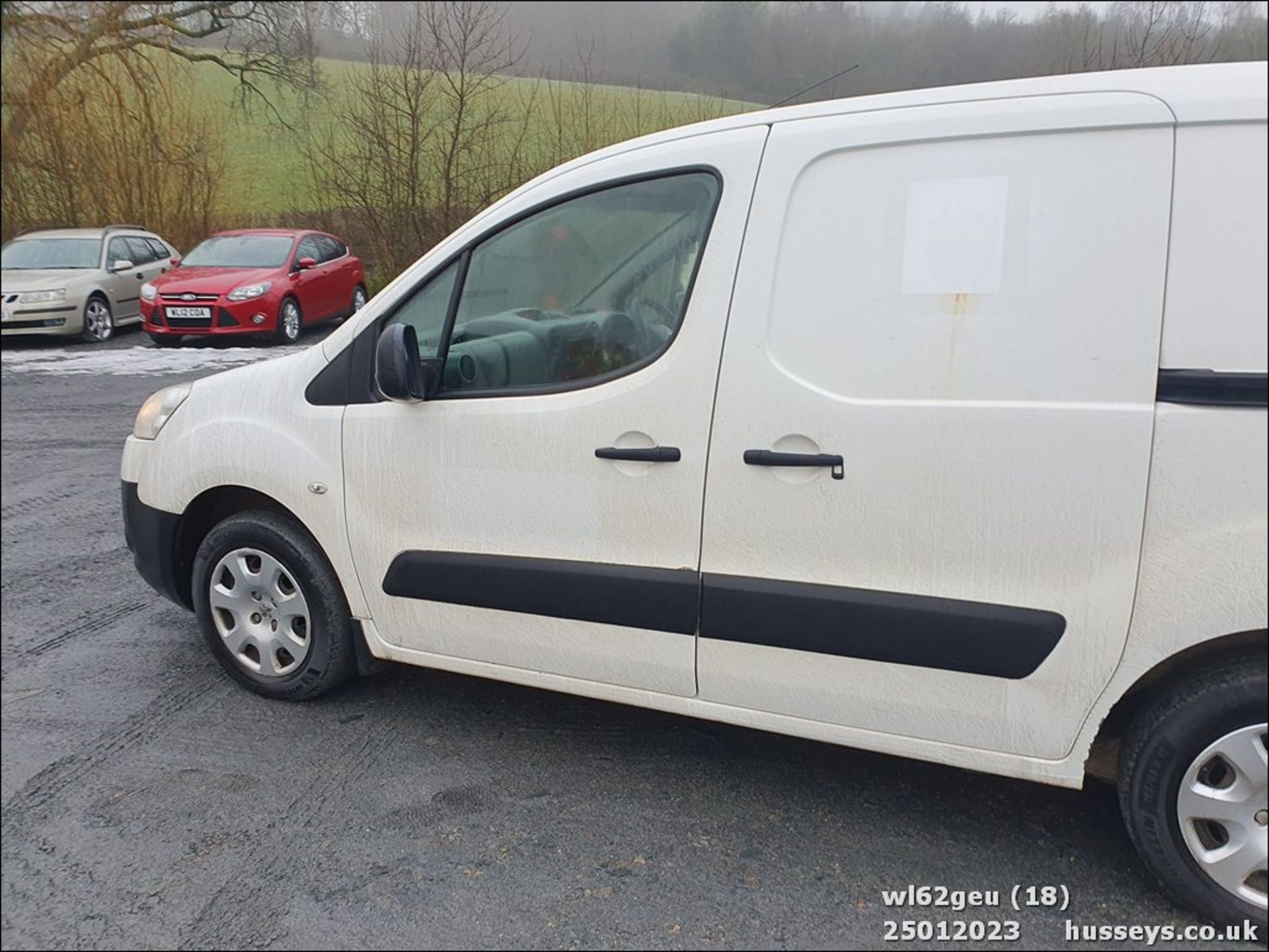 13/62 PEUGEOT PARTNER 625 SE L1 HDI - 1560cc 5dr Van (White, 98k) - Image 19 of 41