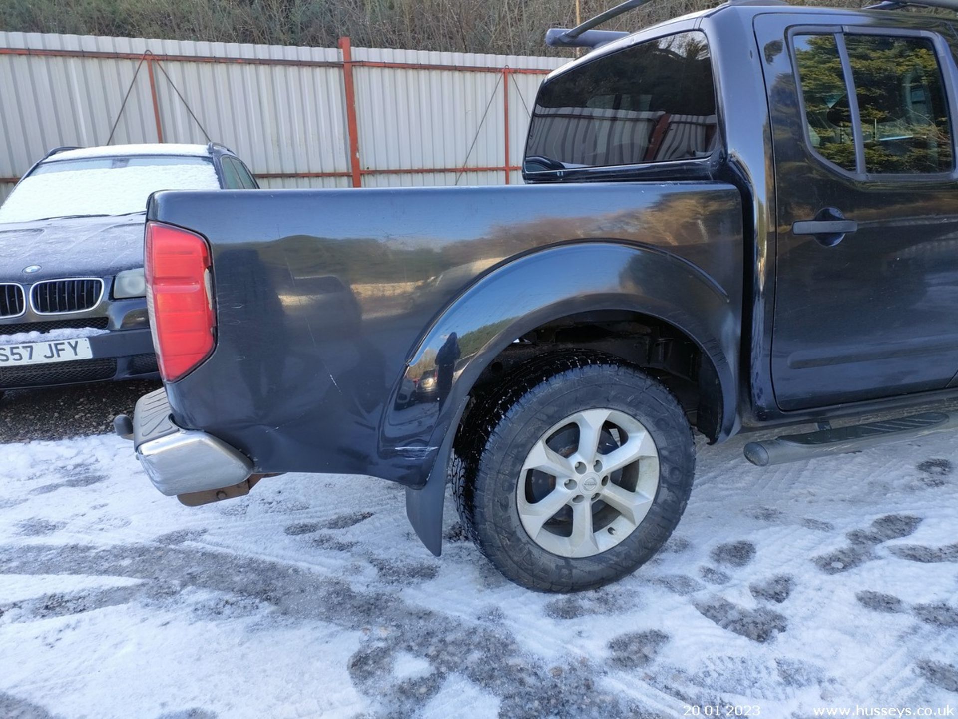 09/59 NISSAN NAVARA TEKNA D/C DCI - 2488cc 4dr Pickup (Black, 88k) - Image 15 of 58