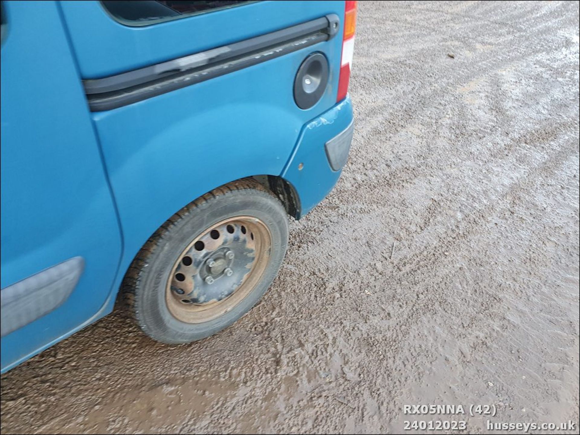 05/05 RENAULT KANGOO EXPRESSION 16V - 1149cc 5dr MPV (Blue) - Image 42 of 45