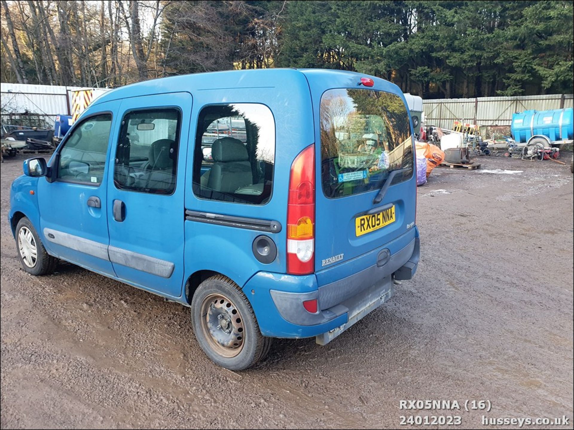 05/05 RENAULT KANGOO EXPRESSION 16V - 1149cc 5dr MPV (Blue) - Image 16 of 45