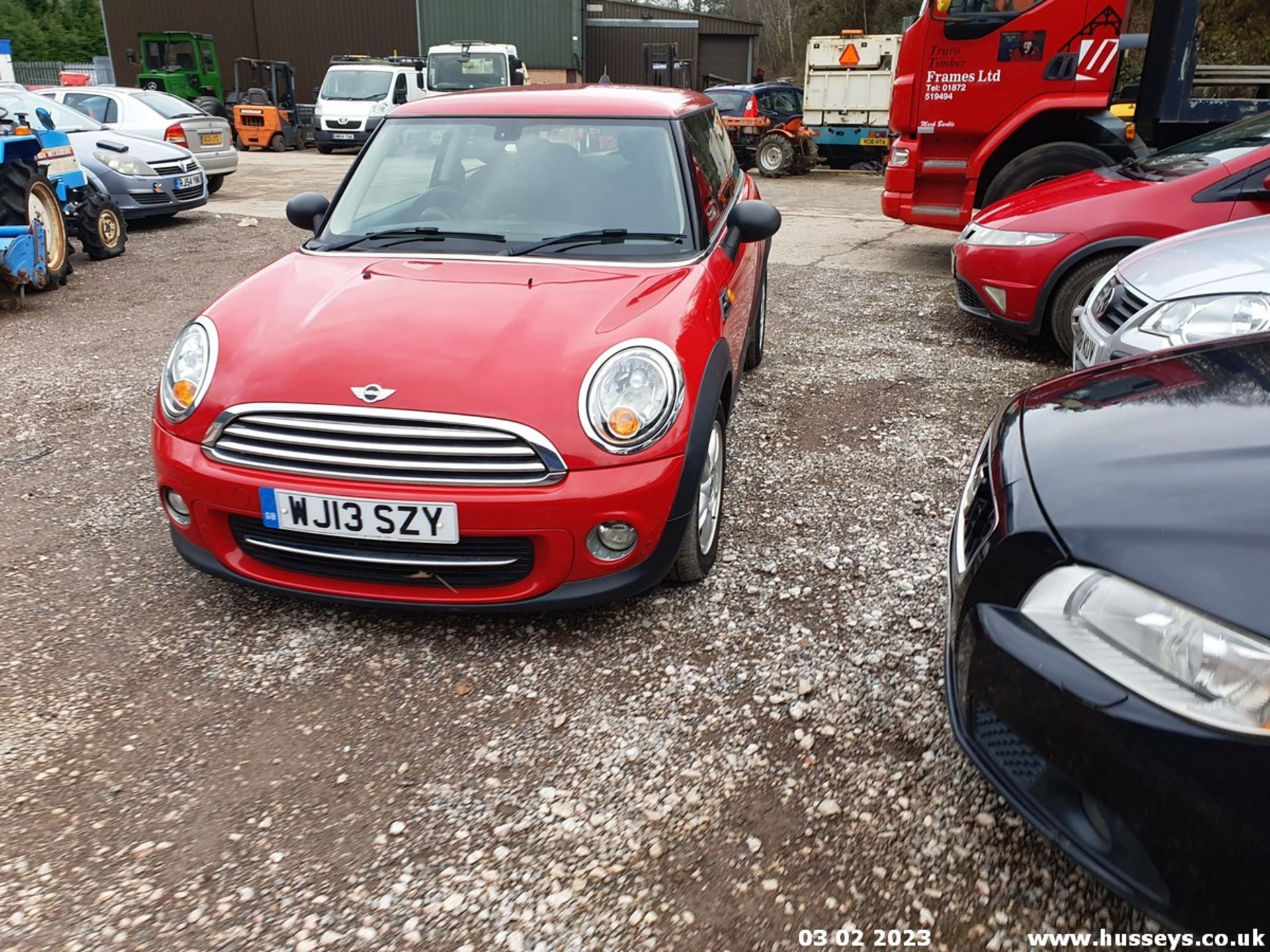 13/13 MINI ONE D - 1598cc 3dr Hatchback (Red) - Image 10 of 45