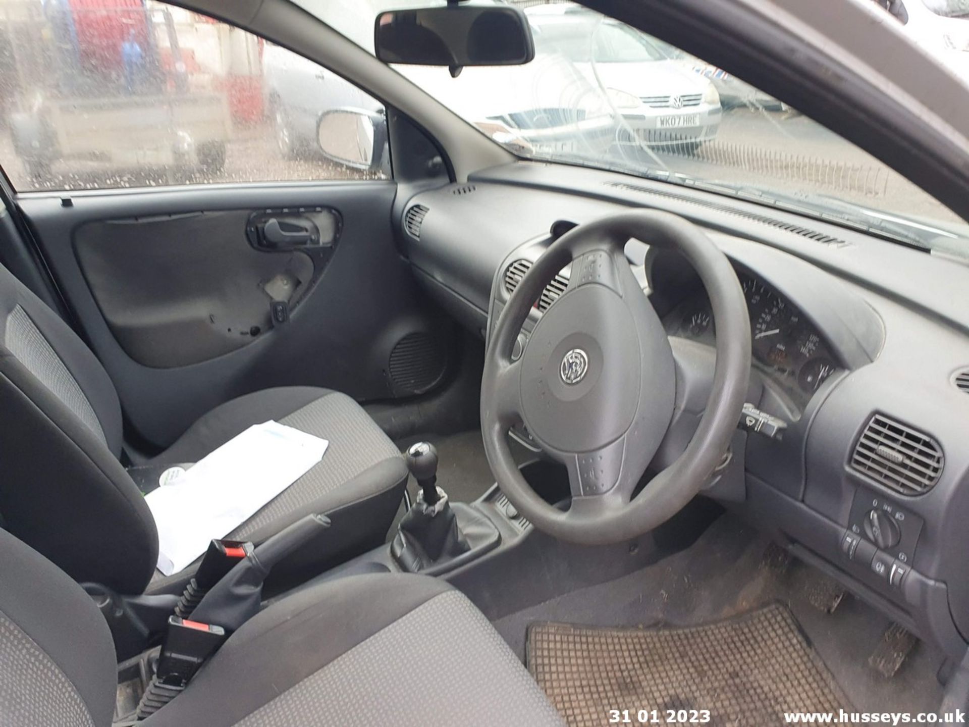 06/06 VAUXHALL CORSA LIFE TWINPORT - 1229cc 5dr Hatchback (Silver, 67k) - Image 27 of 34