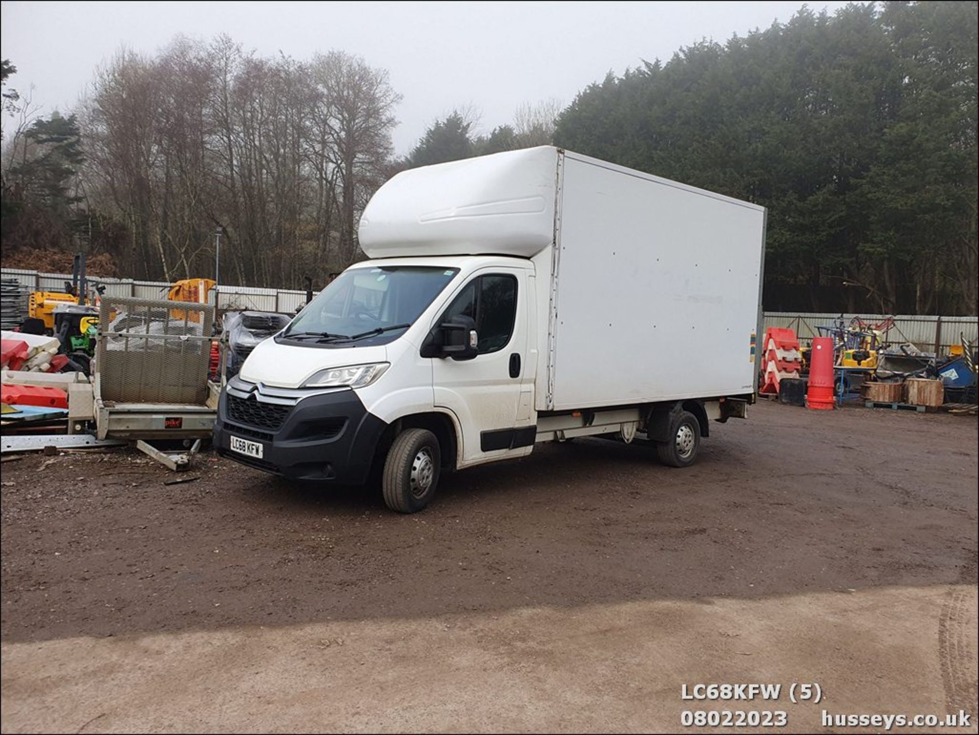 18/68 CITROEN RELAY 35 HEAVY L4 BLUEHDI - 1997cc 3dr Luton (White, 119k) - Image 5 of 29