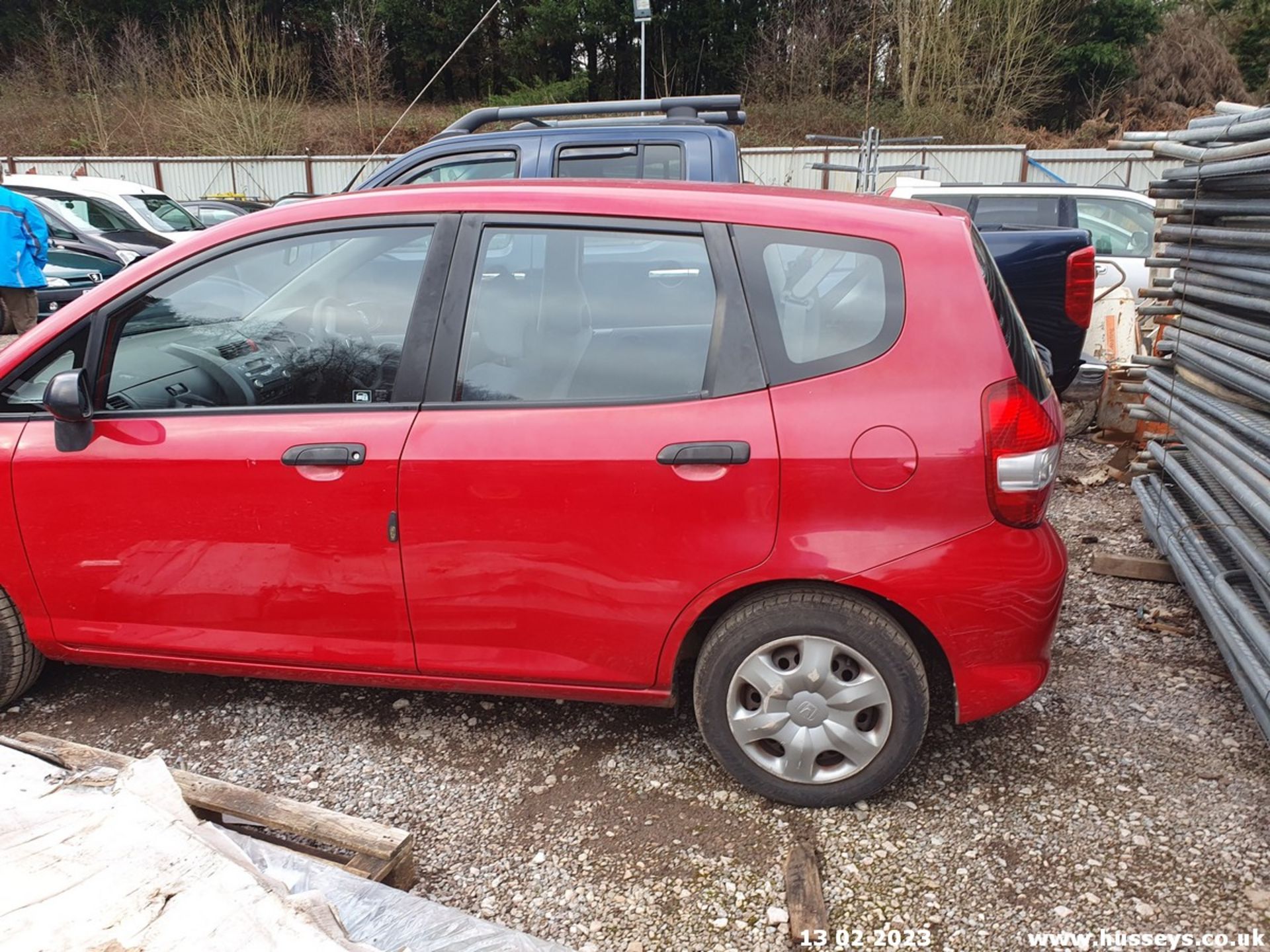 06/56 HONDA JAZZ S - 1246cc 5dr Hatchback (Red, 140k) - Image 15 of 28