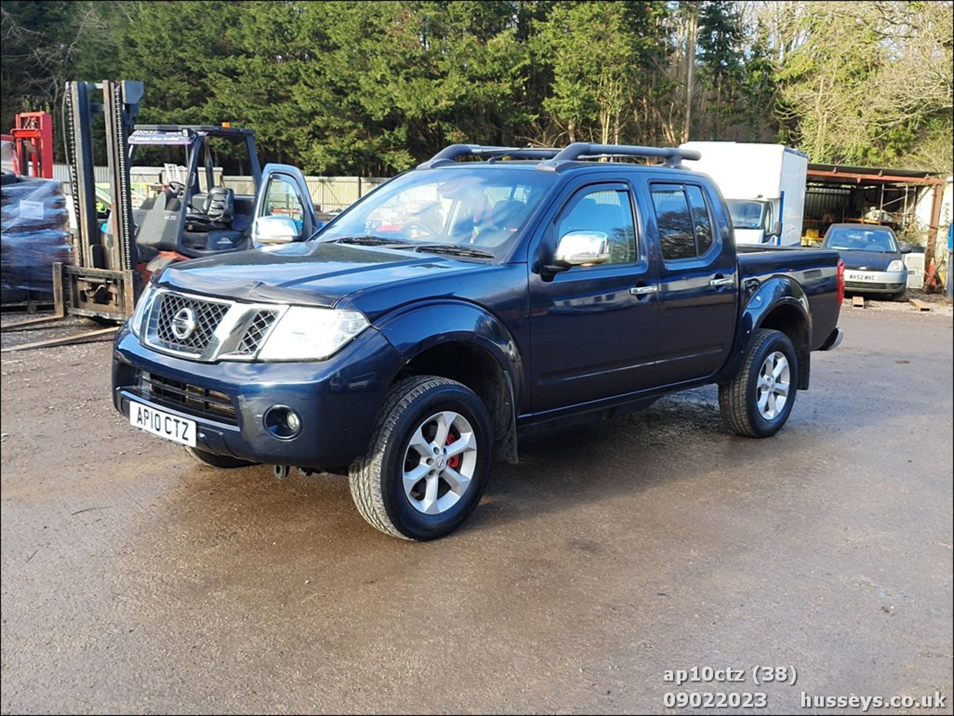 10/10 NISSAN NAVARA TEKNA D/C DCI 188 - 2488cc Pickup (Blue, 124k) - Image 39 of 45