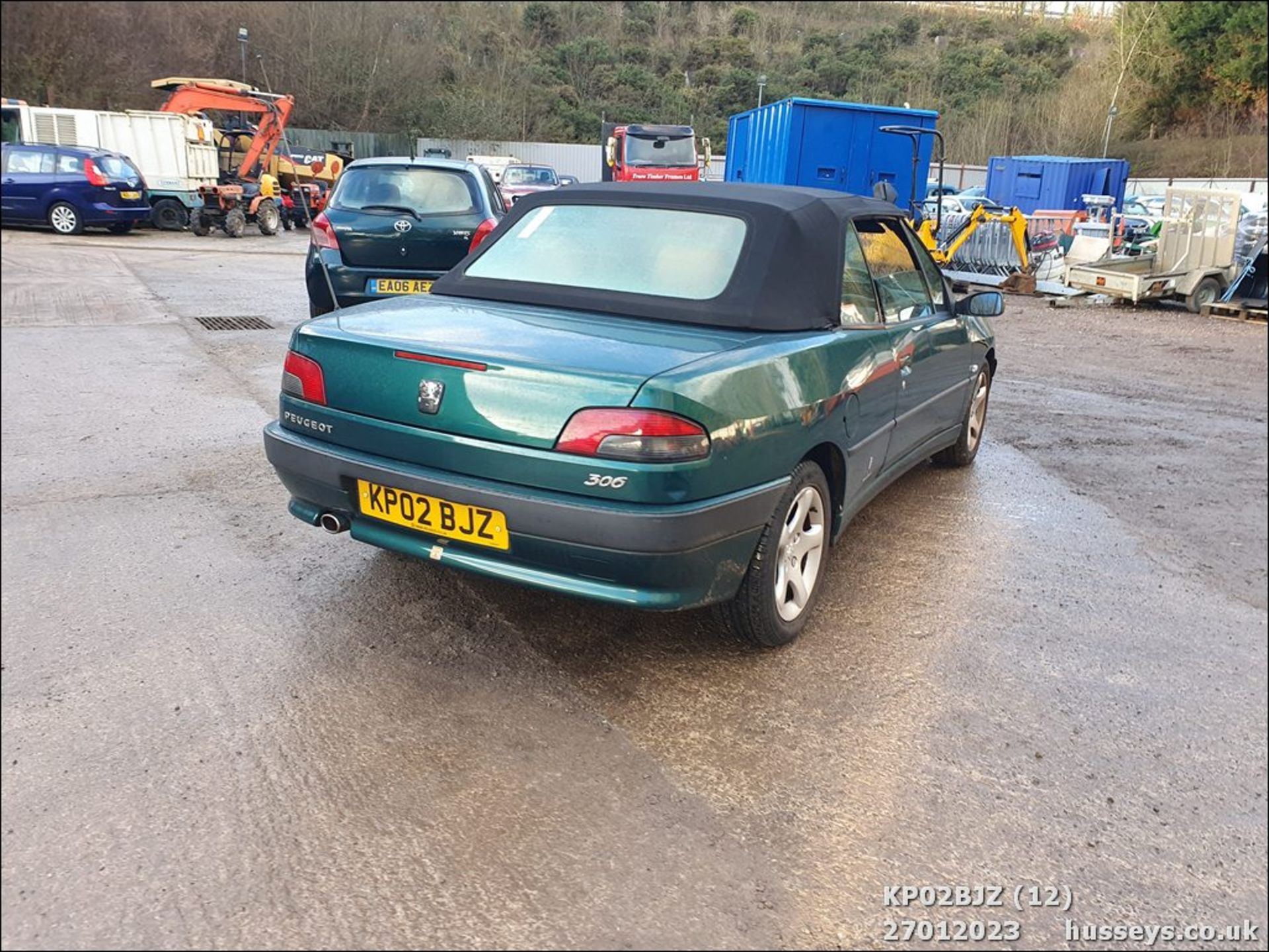 02/02 PEUGEOT 306 CABRIOLET SE 16V - 1761cc 2dr Convertible (Green, 94k) - Image 13 of 40