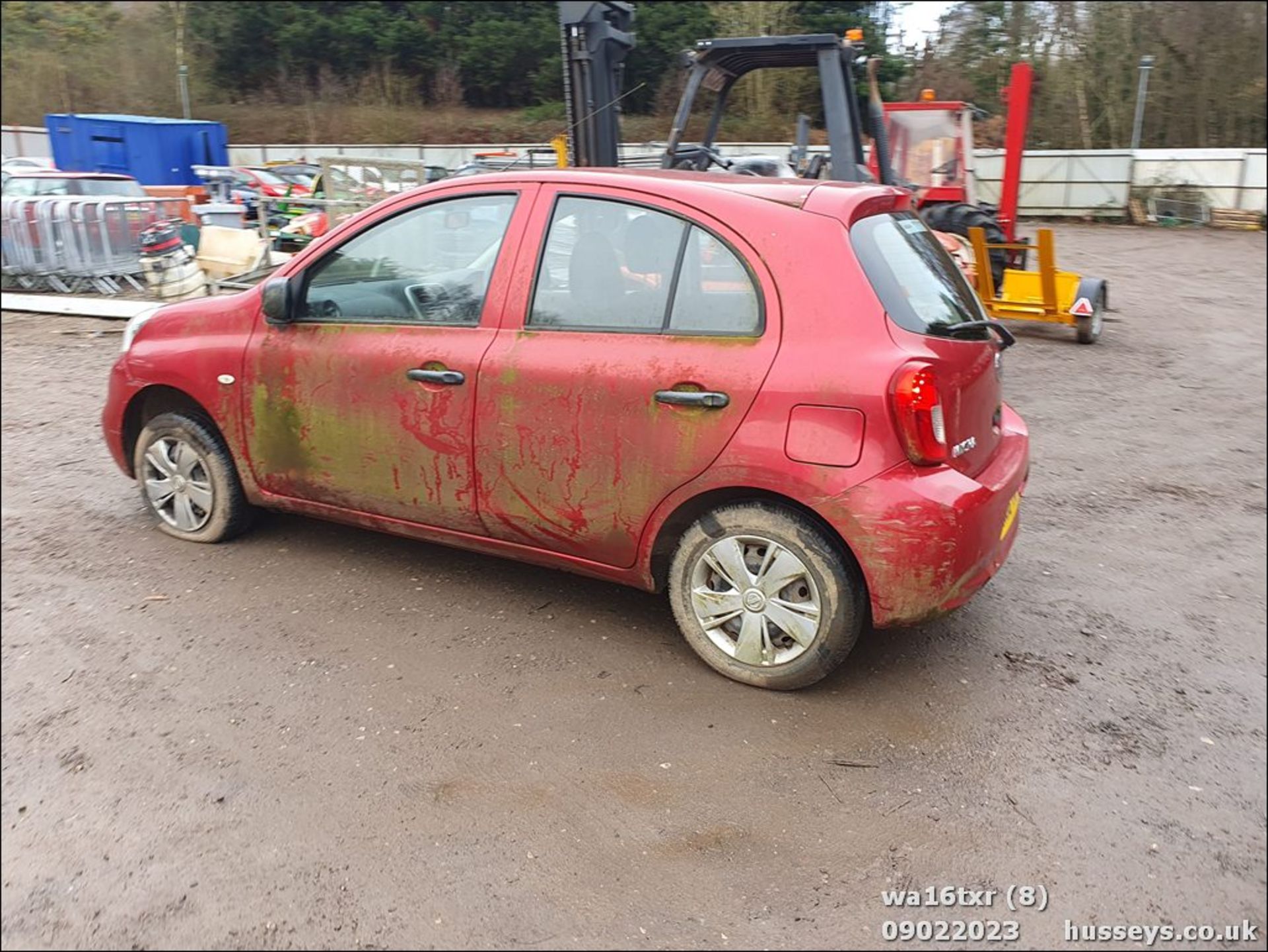 16/16 NISSAN MICRA VISIA - 1198cc 5dr Hatchback (Red, 18k) - Image 9 of 52