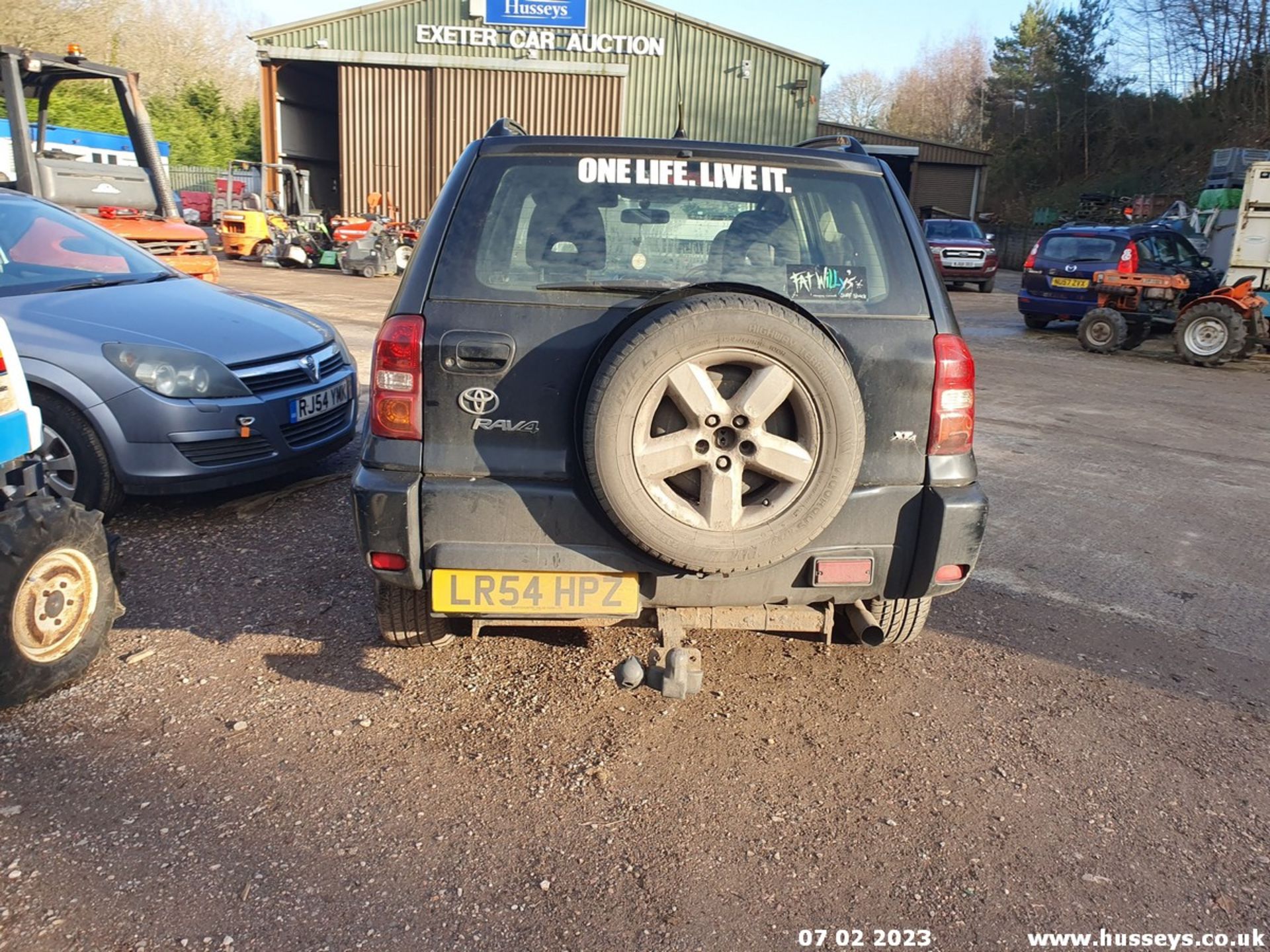 04/54 TOYOTA RAV4 XT4 VVTI - 1998cc 5dr Estate (Black, 203k) - Image 19 of 46