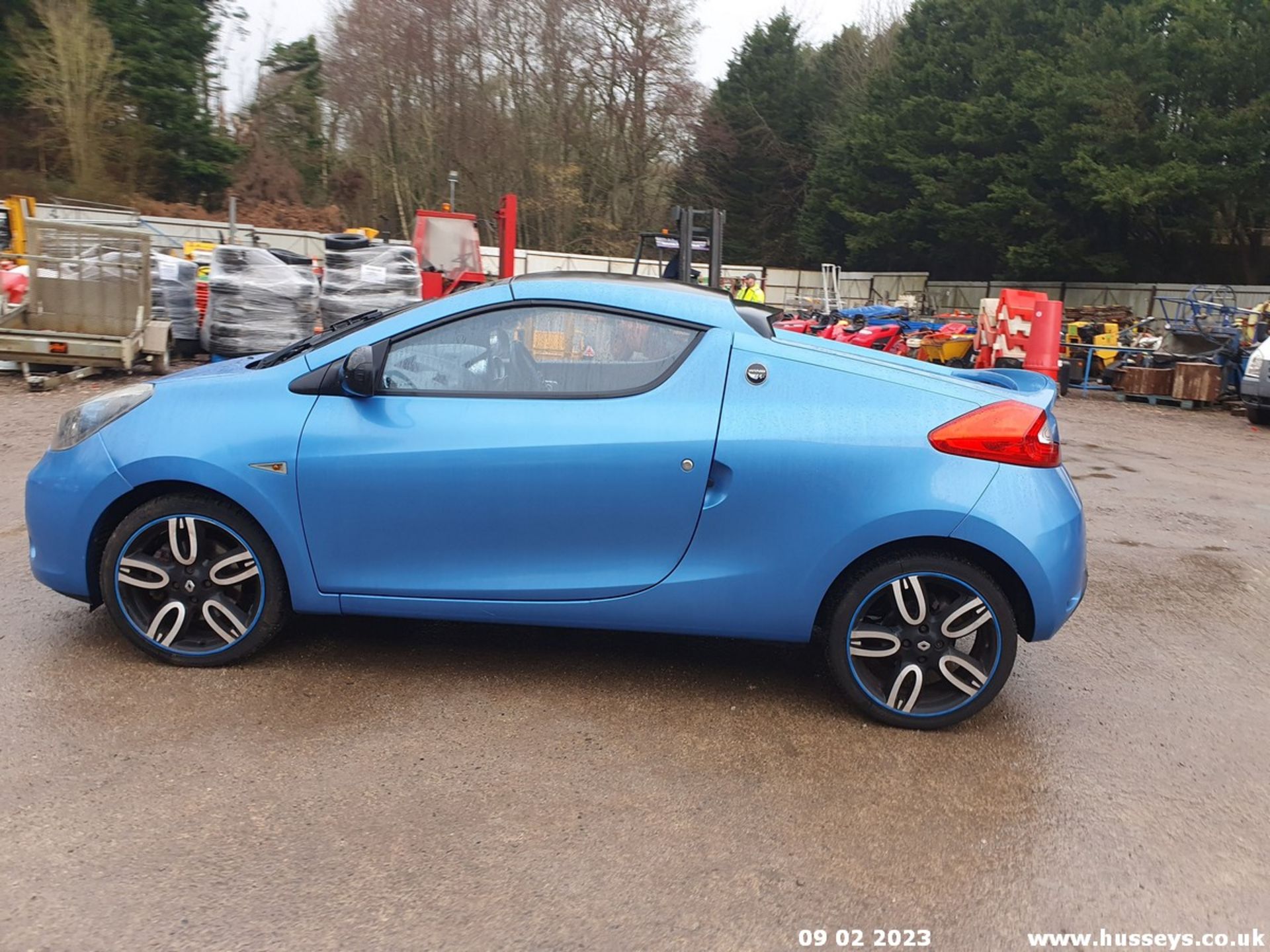 11/61 RENAULT WIND ROADSTER GT LINE VT - 1598cc 2dr Convertible (Blue, 41k) - Image 17 of 43