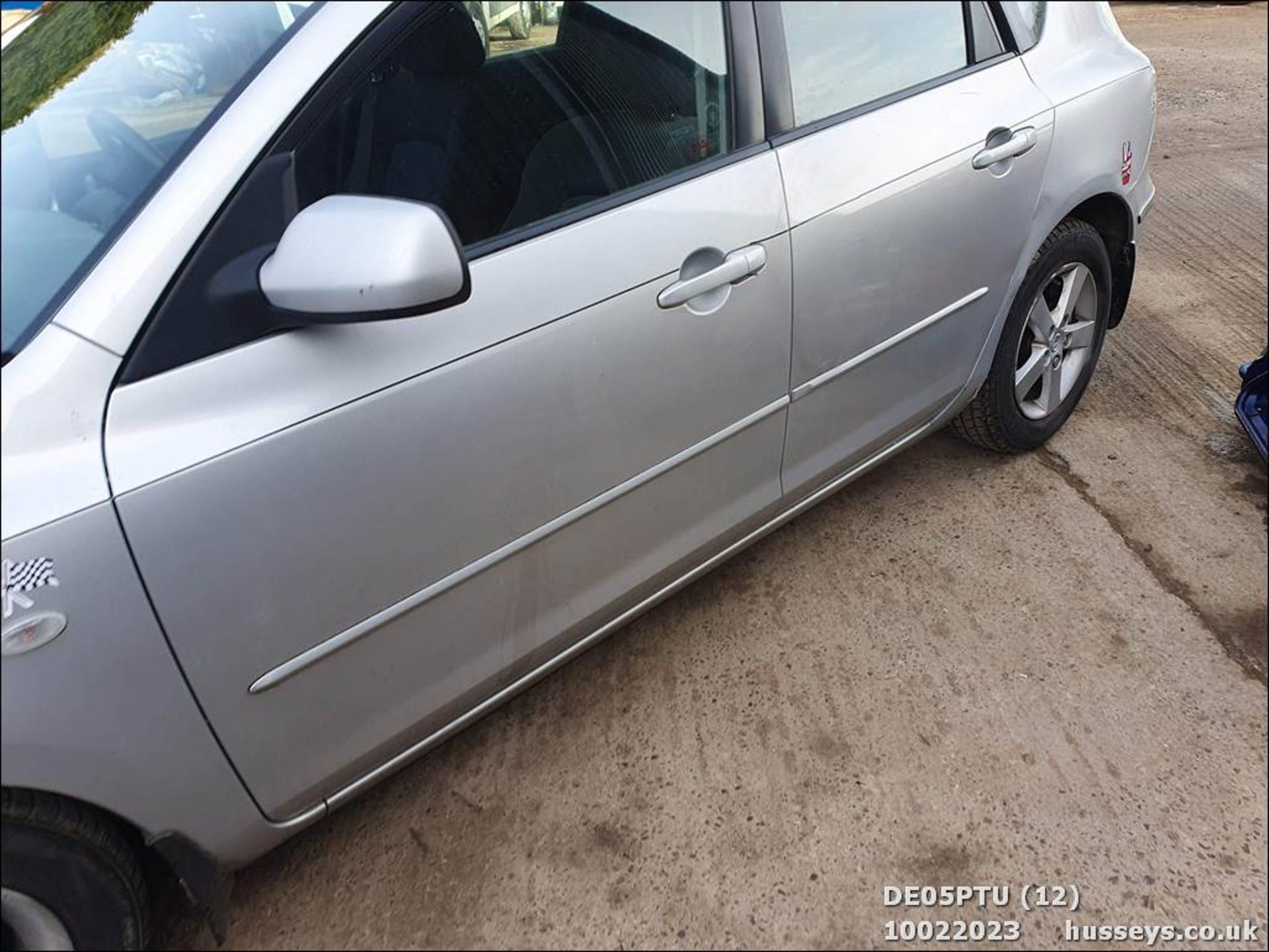 05/05 MAZDA 3 TS - 1598cc 5dr Hatchback (Silver, 101k) - Image 12 of 39