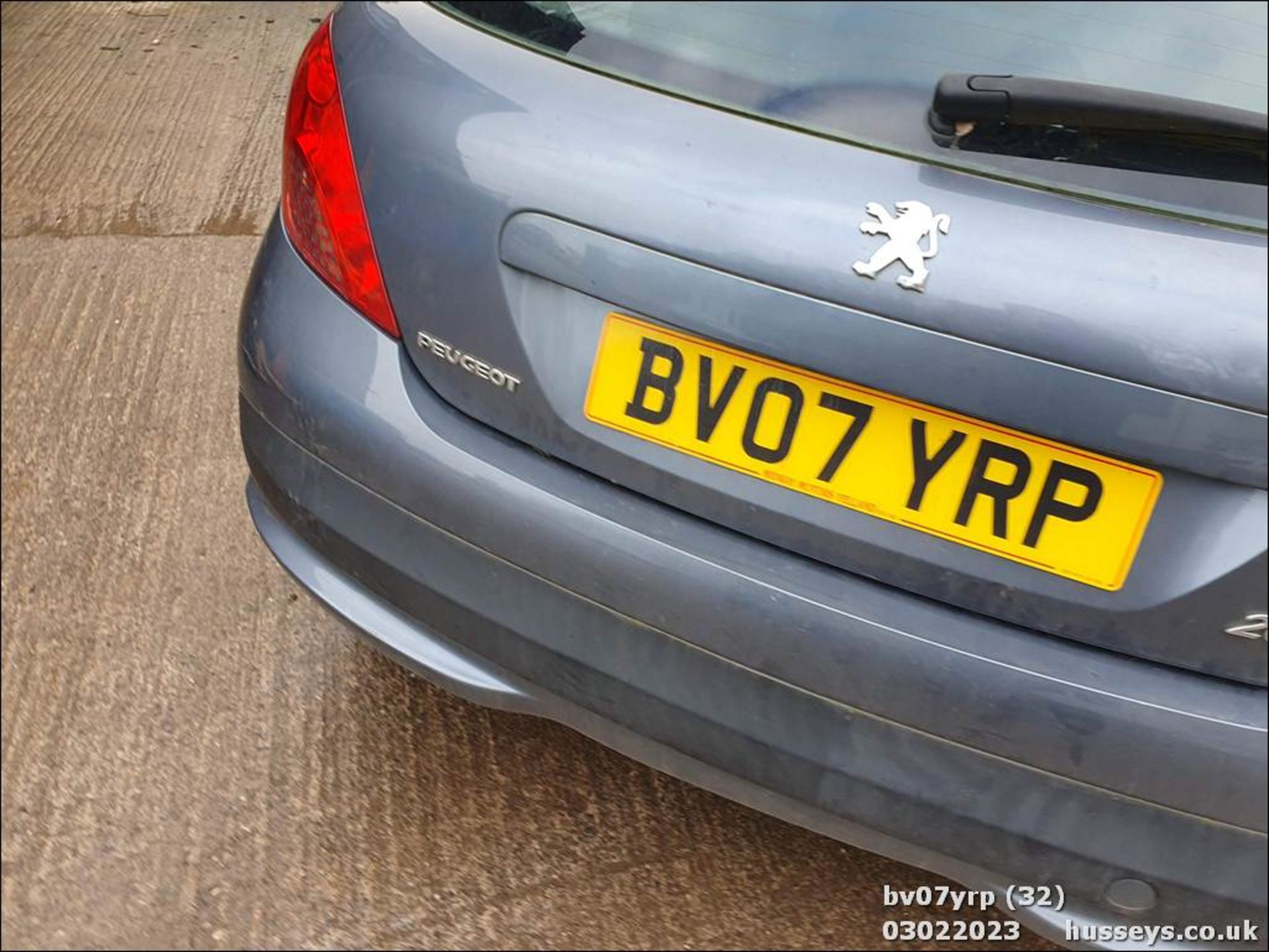 07/07 PEUGEOT 207 SPORT 87 - 1360cc 5dr Hatchback (Grey, 105k) - Image 32 of 43