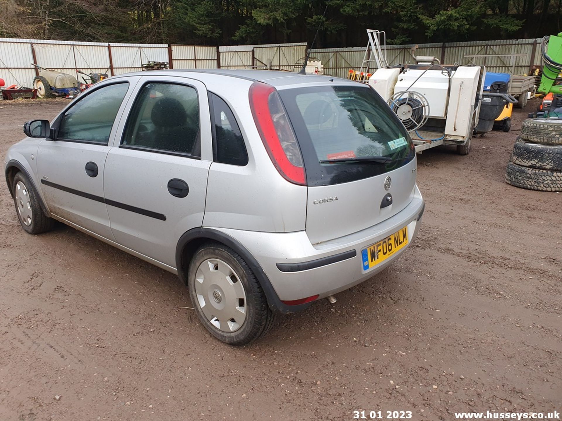 06/06 VAUXHALL CORSA LIFE TWINPORT - 1229cc 5dr Hatchback (Silver, 67k) - Image 18 of 34