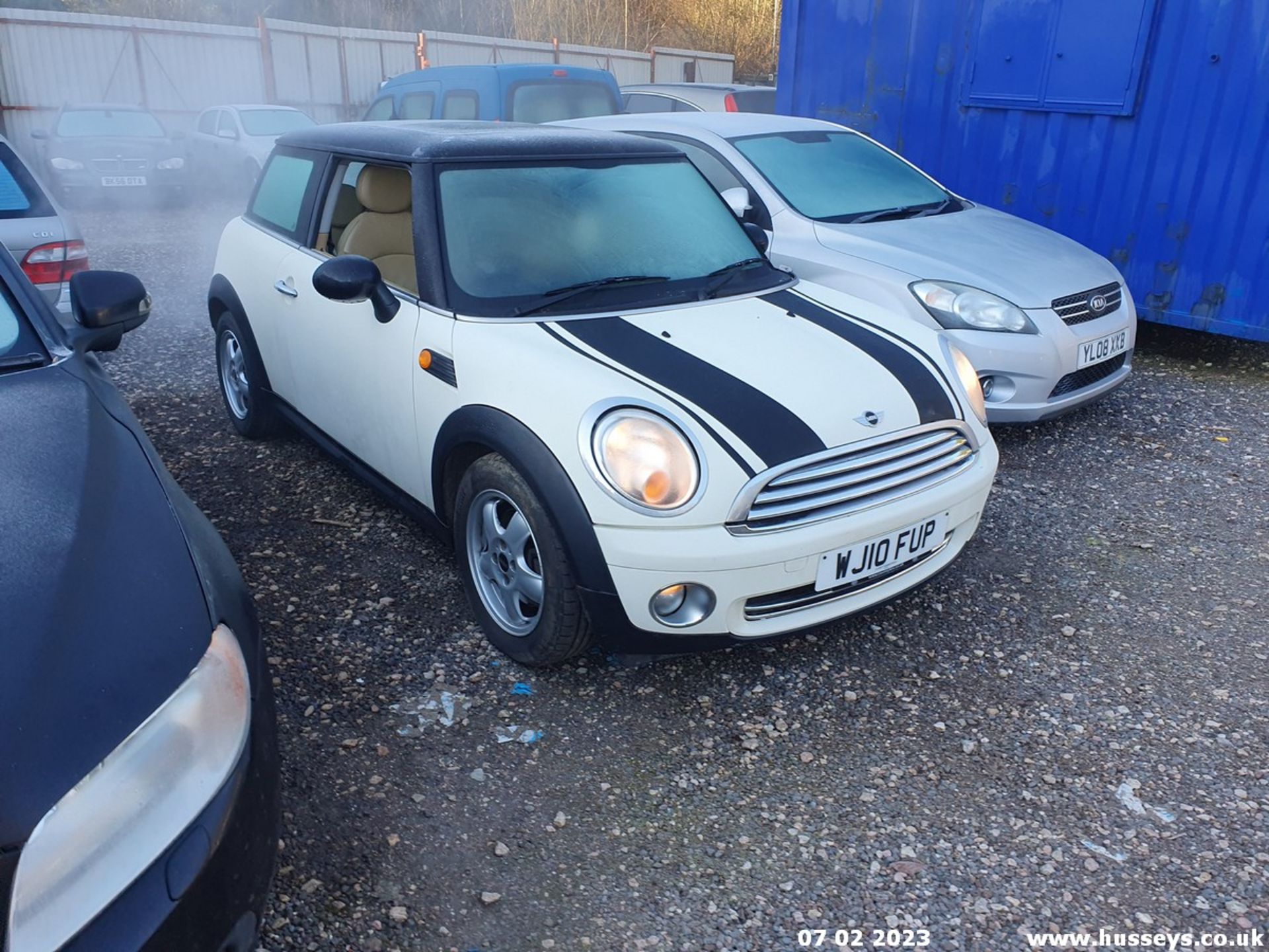 10/10 MINI COOPER AUTO - 1598cc 3dr Hatchback (White, 73k) - Image 27 of 29