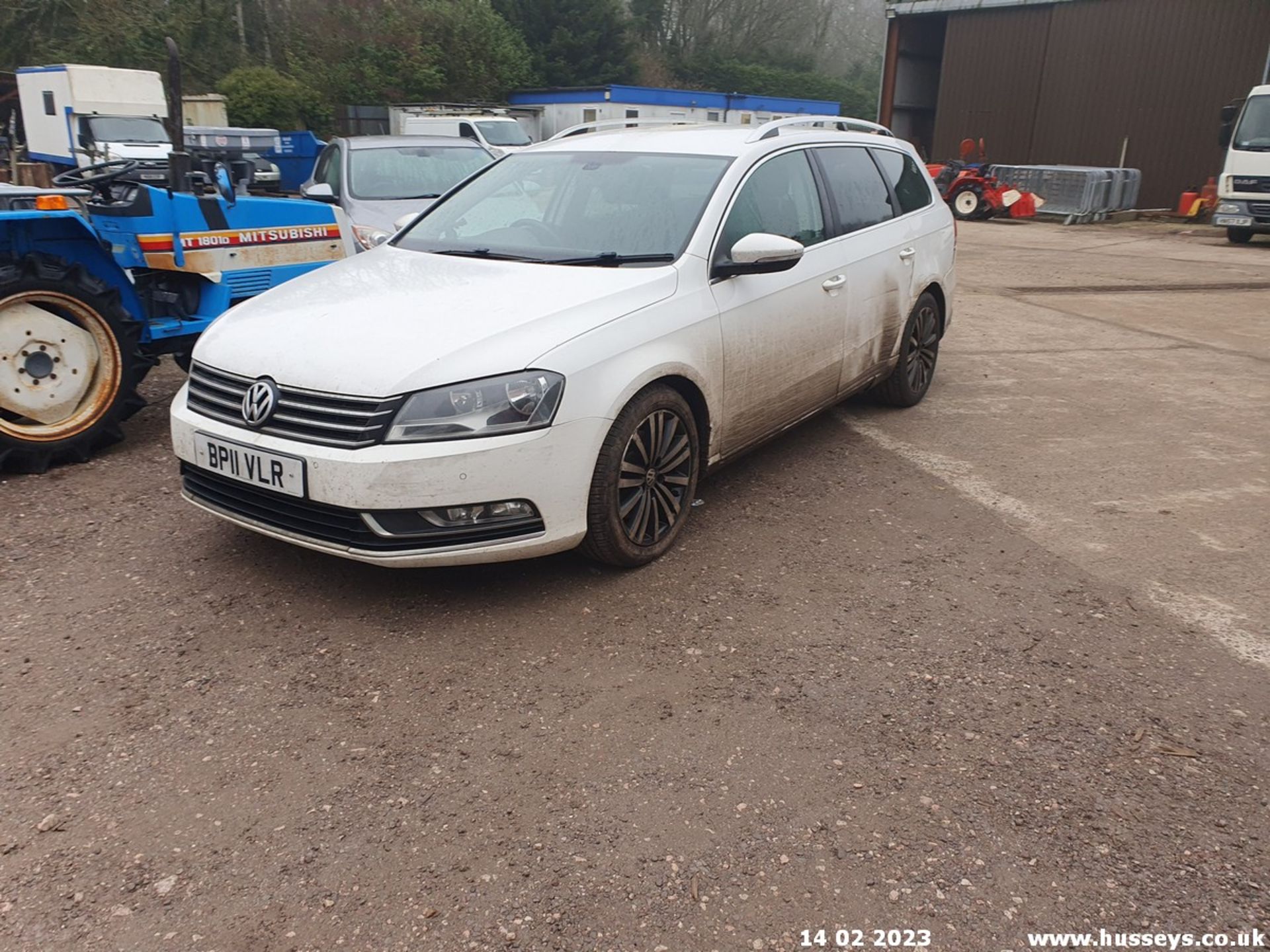 11/11 VOLKSWAGEN PASSAT SPORT BLUEMOTN TEC - 1968cc 5dr Estate (White, 141k) - Image 3 of 51