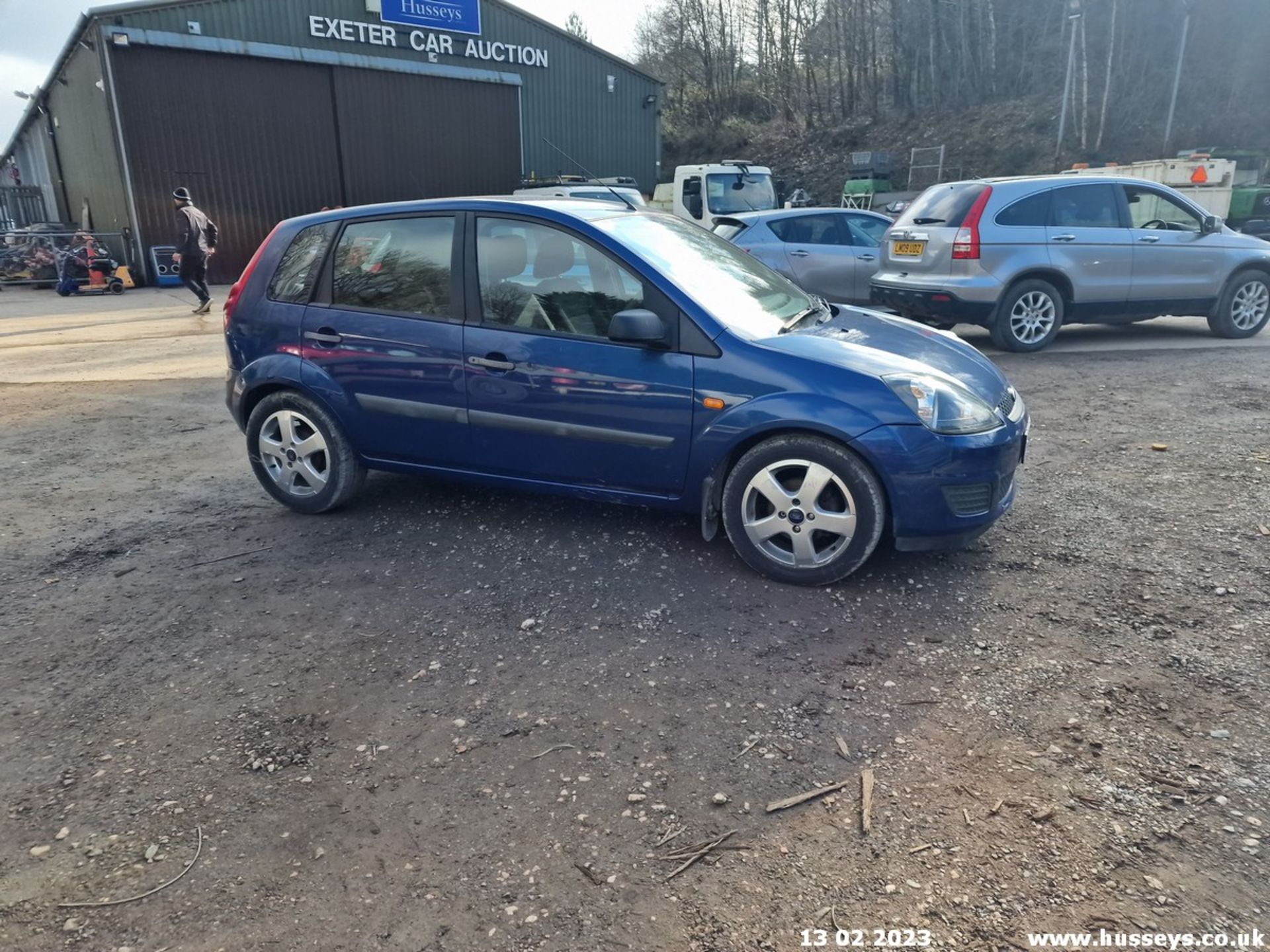 08/08 FORD FIESTA STYLE CLIMATE D - 1399cc 5dr Hatchback (Blue, 82k) - Image 3 of 29