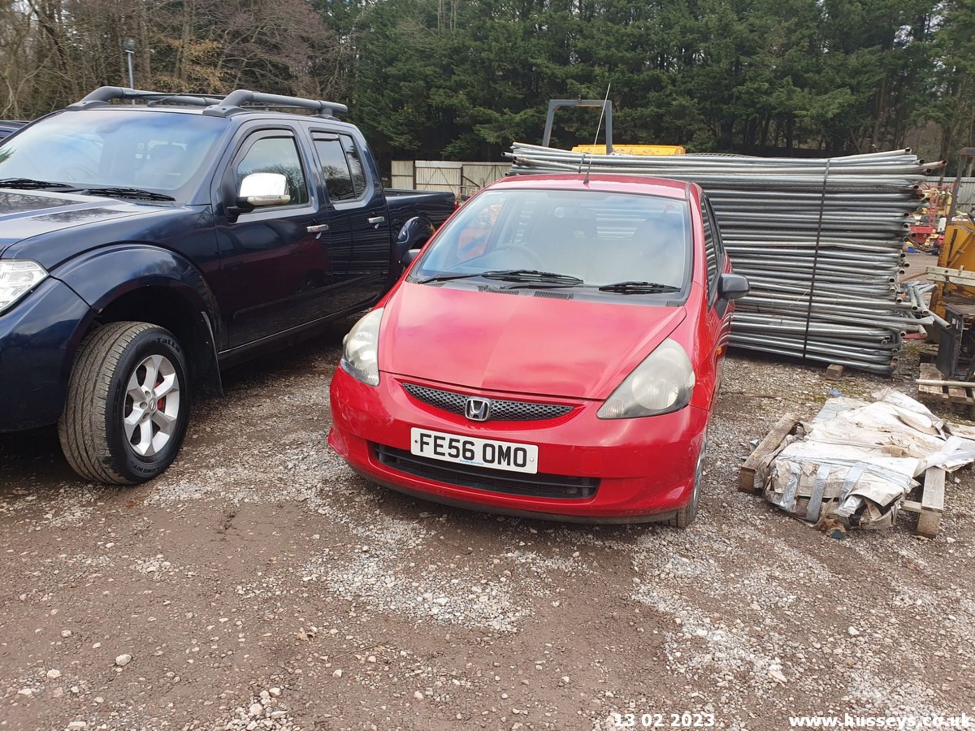 06/56 HONDA JAZZ S - 1246cc 5dr Hatchback (Red, 140k) - Image 4 of 28