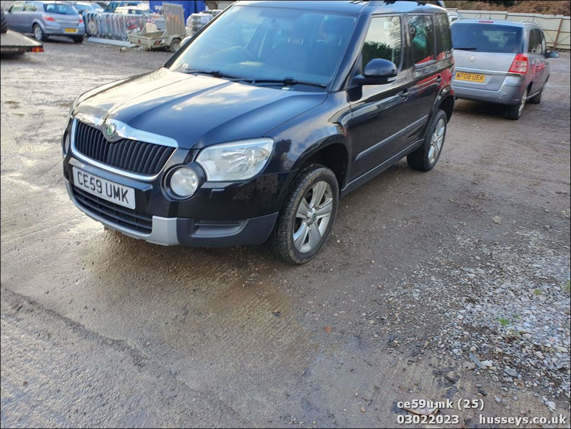 09/59 SKODA YETI SE TSI 4X4 - 1798cc 5dr Hatchback (Black, 51k) - Image 25 of 40